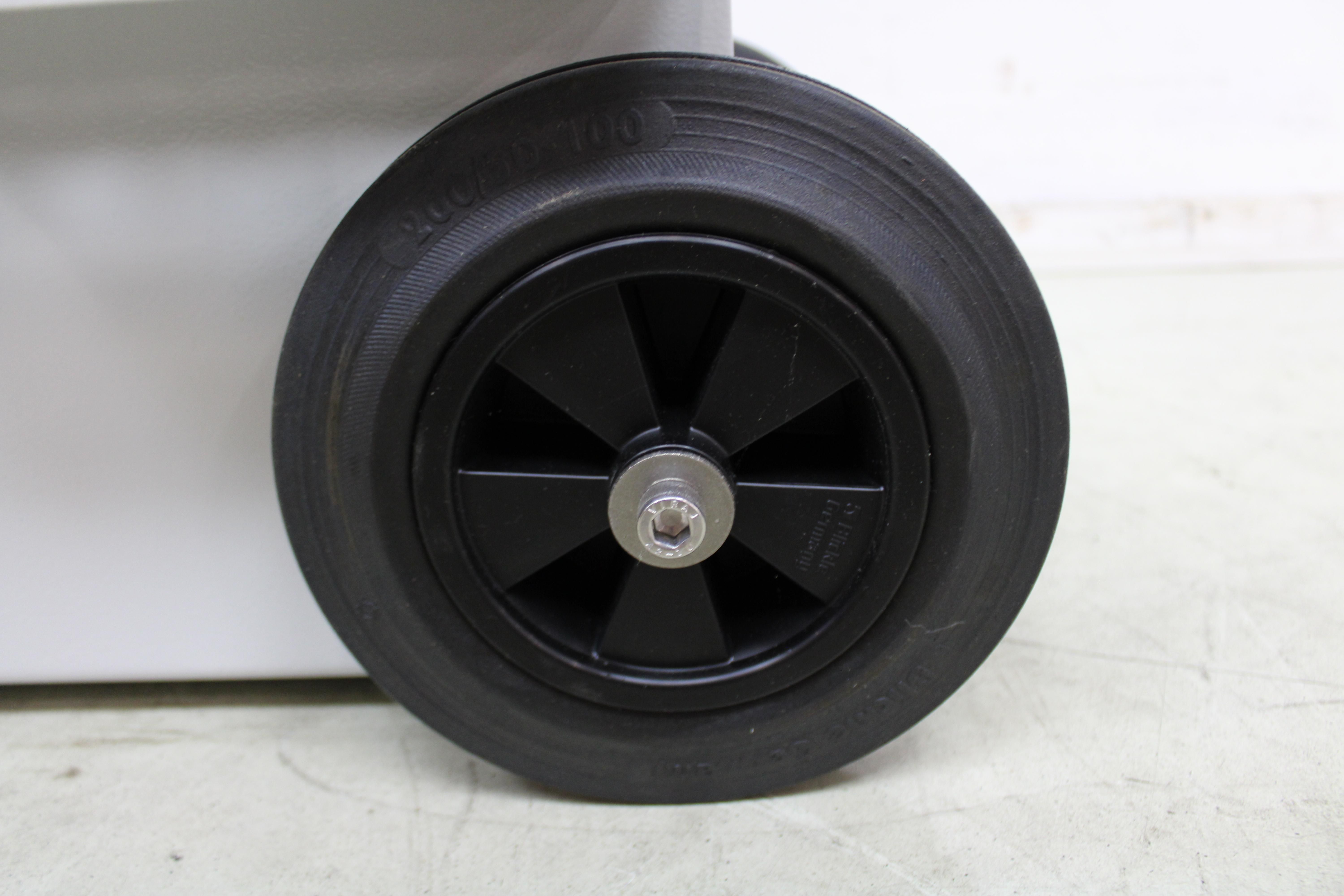 Facility Gas Cylinder Trolley Double Chain Blickle Wheels