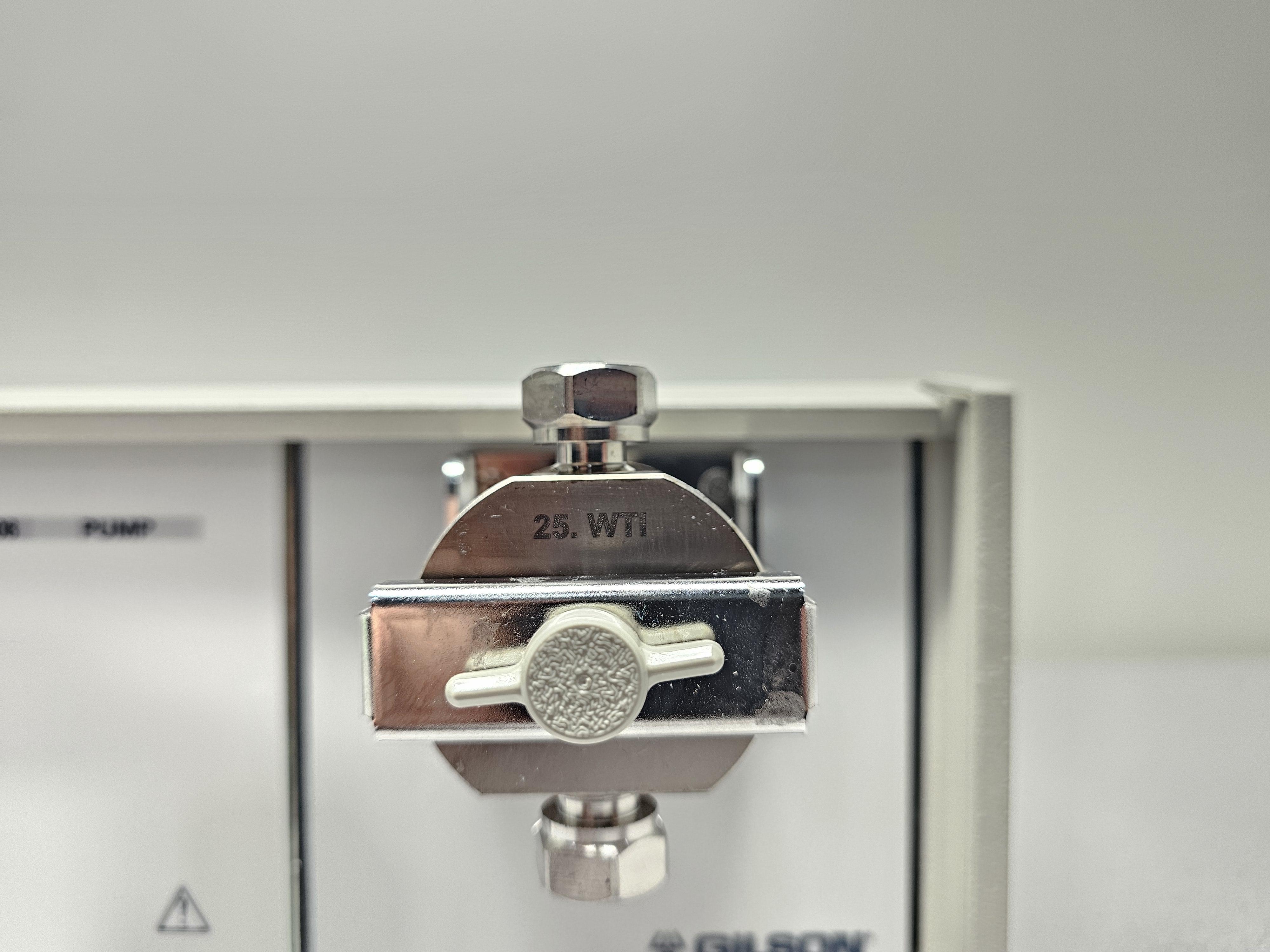 Gilson 306 HPLC Pump Analytical to Preparative Used Powers On