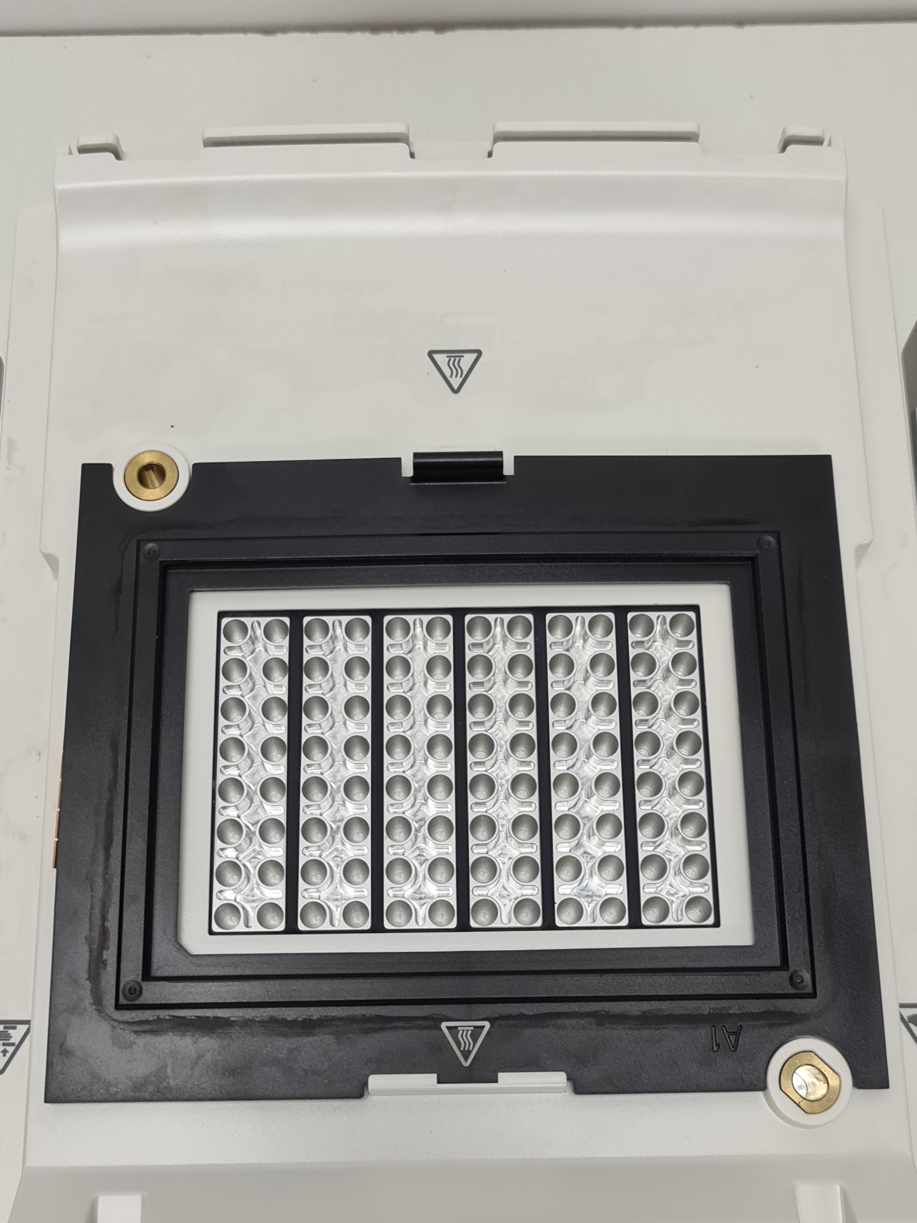 ABI A29435 Service Assembly Block For PCR 96-Well APTN Lab Equipment