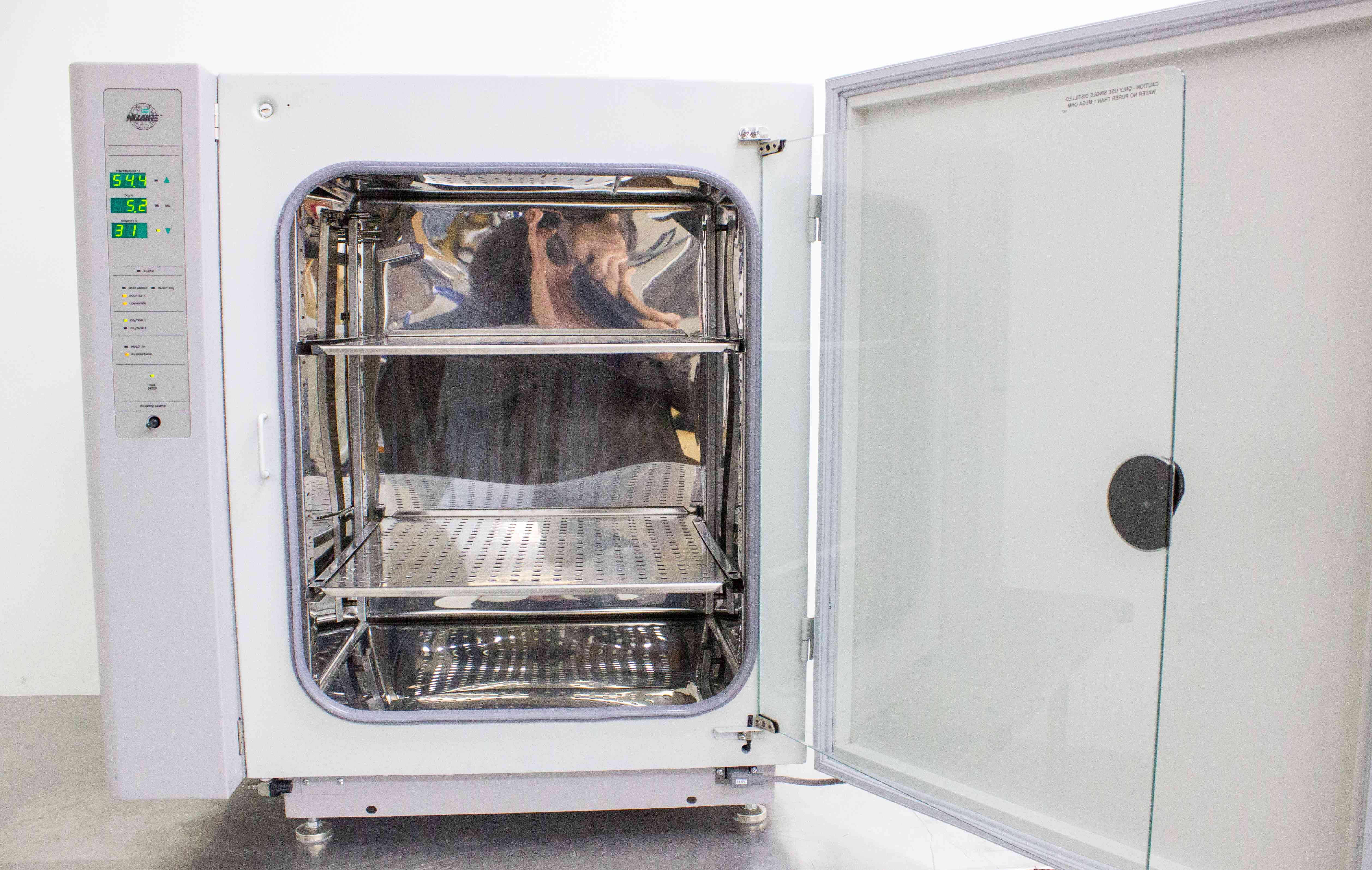 NuAire NU-4850 Incubator CO2 20 Gal Precise Control Humidity Used