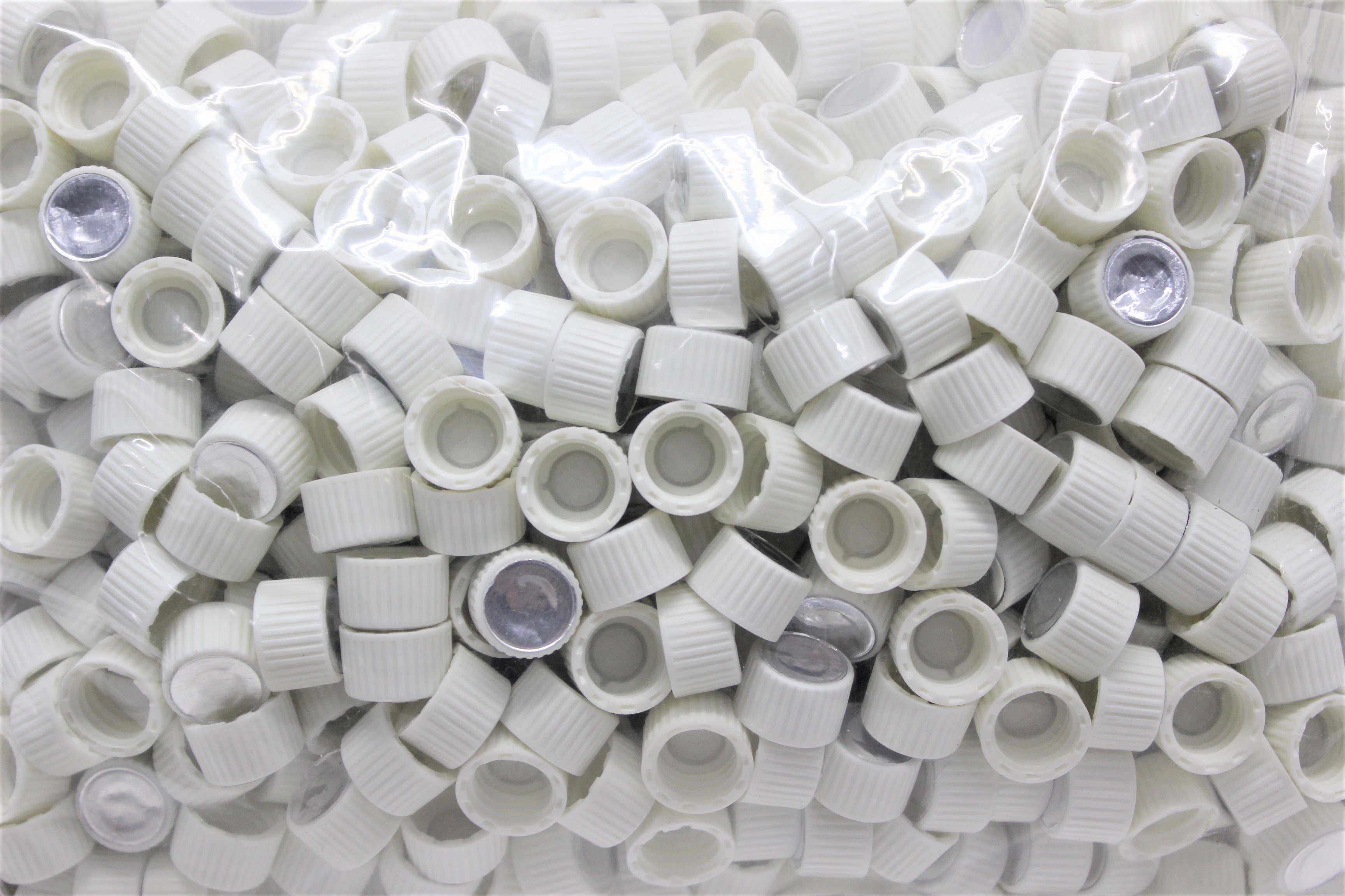 Unknown 3 mL Amber Screw Vials Chemistry Reaction Accessory 357 Pieces