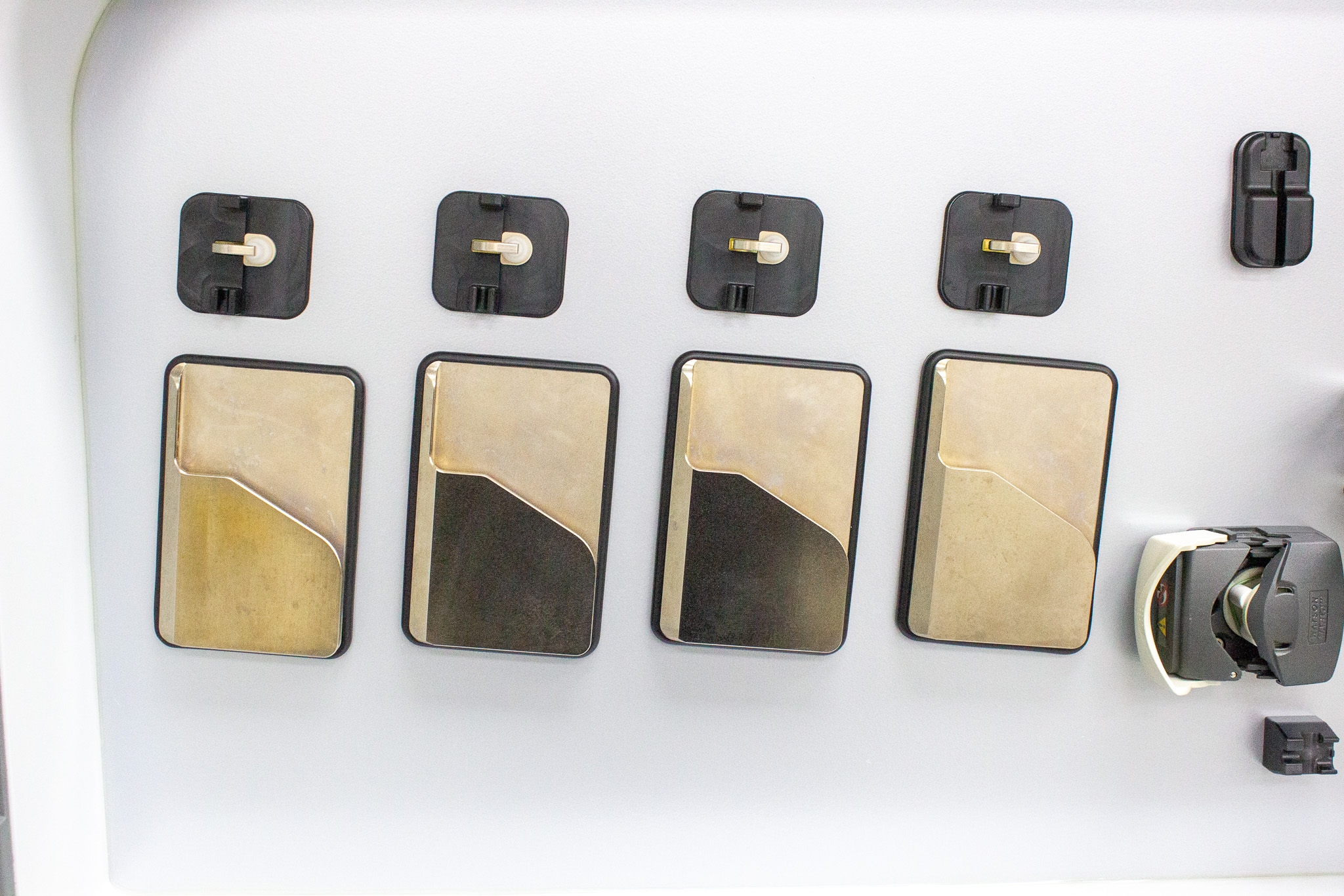 Terumo Finia Fill and Finish System for Cell and Gene Therapy - Used