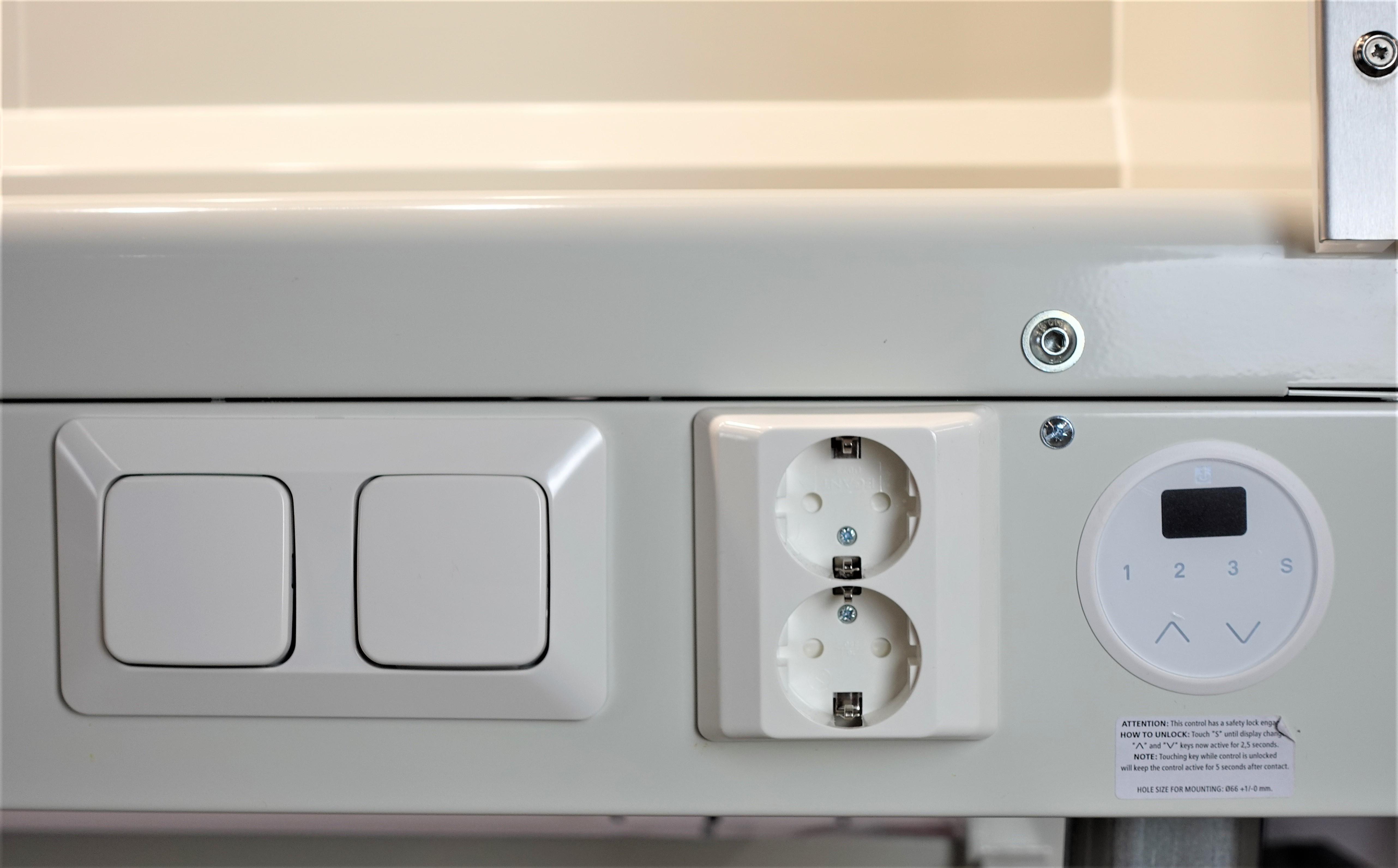 Kojair VKV-18 Fume Hood Protection System Slanted Window 230V 50/60Hz