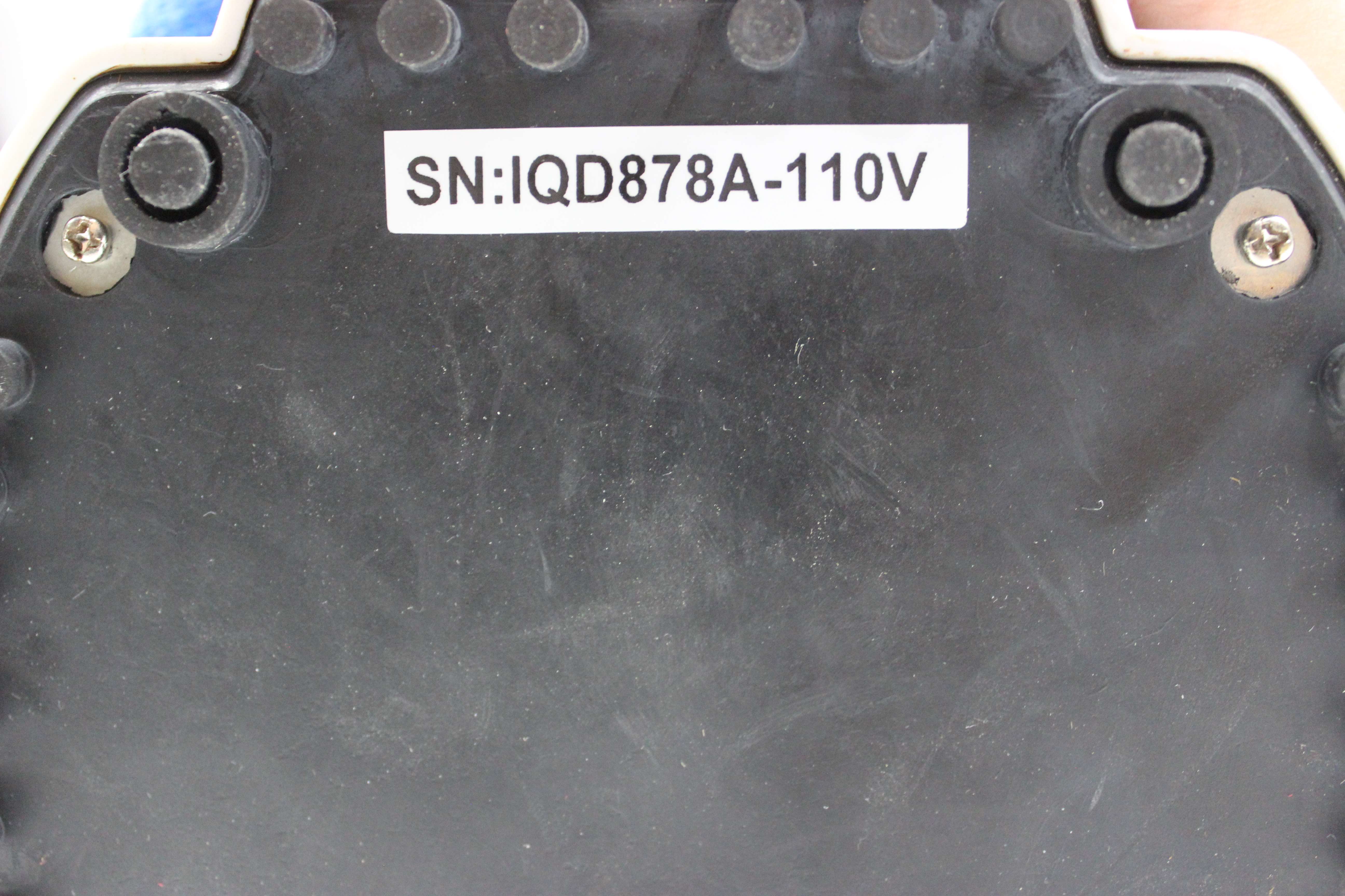 Unknown 6K Mini Centrifuge Benchtop Microcentrifuge 6000 RPM, Serial IQD878A