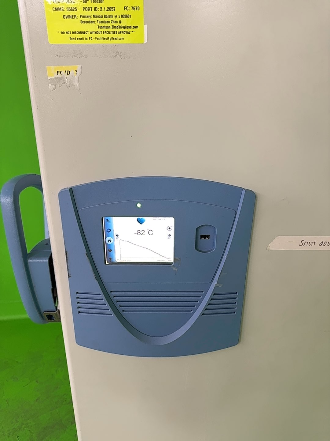 Thermo Scientific TSX600D Ultra-Low -80C Freezer with V-Drive 815L Capacity