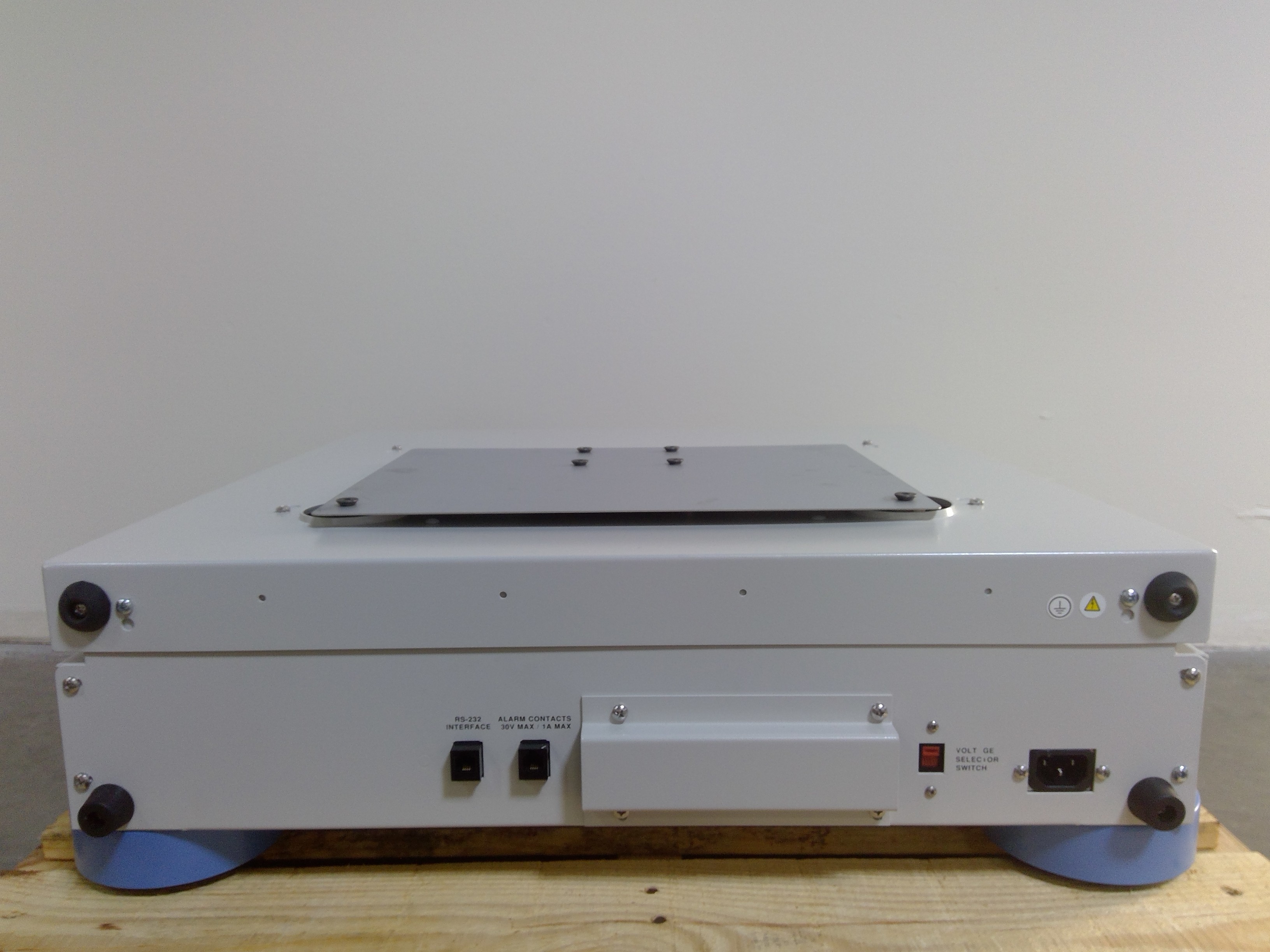 Thermo SHKE416HP Tabletop Orbital Shaker