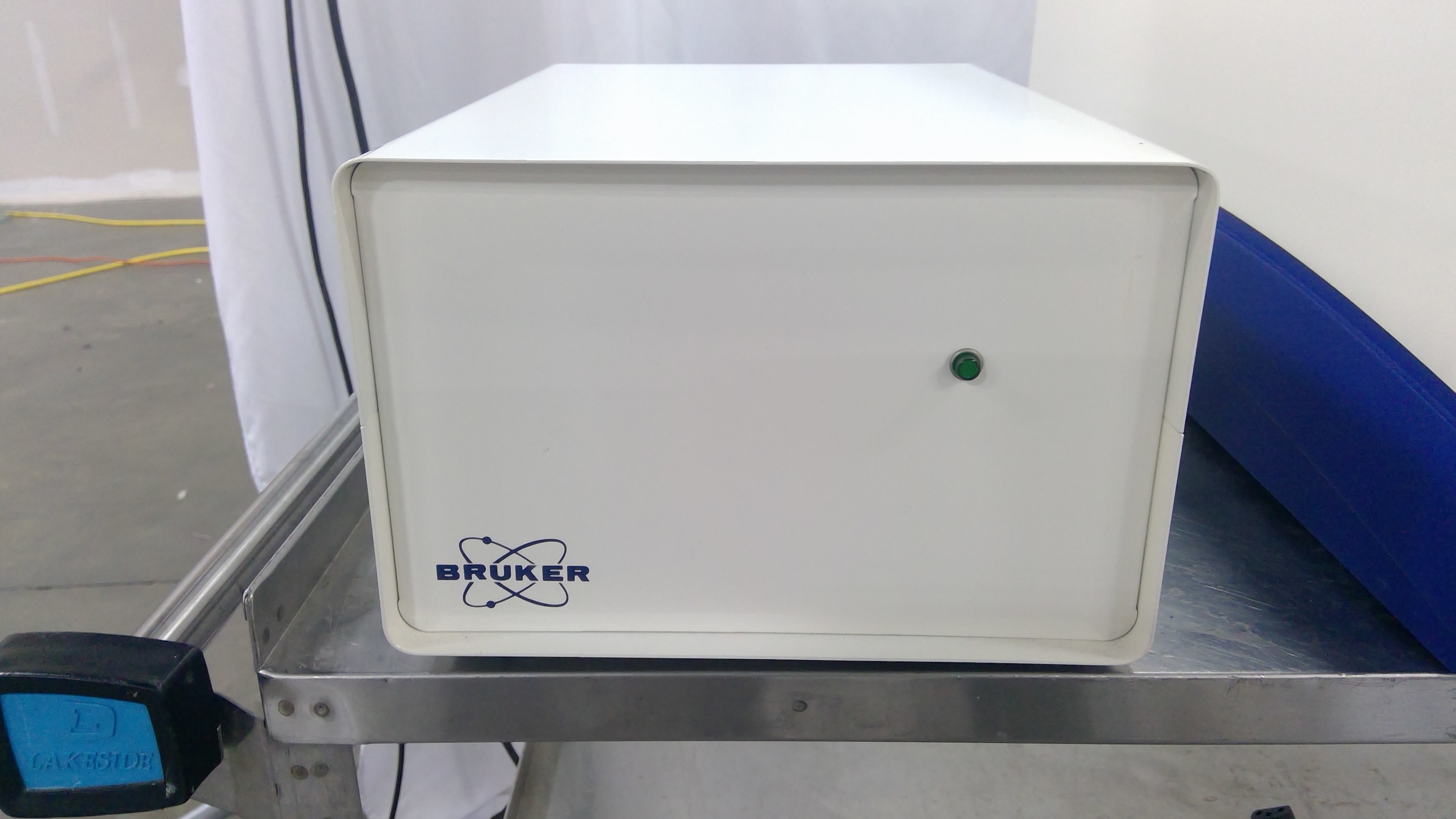 Bruker MQ10 NMR Analyzer with Power Cord - Used, Cosmetic Wear