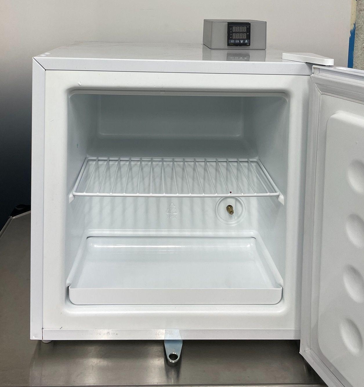 Freezer Concepts Countertop Laboratory Freezer
