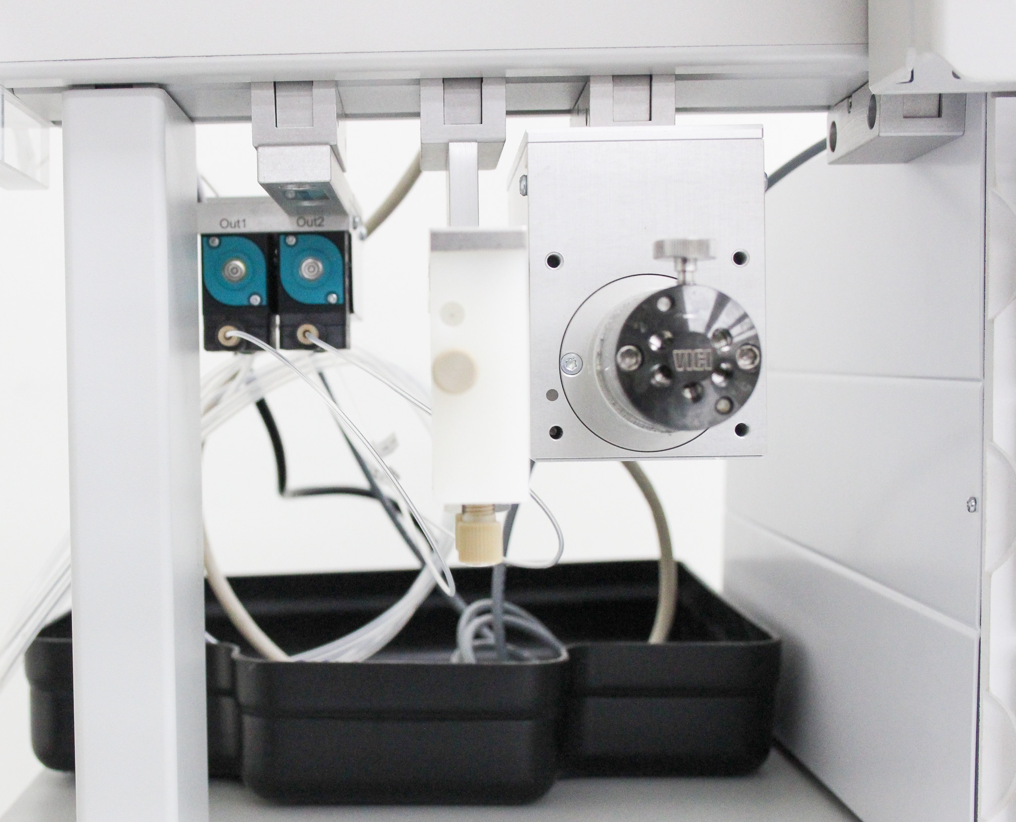 Thermo Dionex UltiMate 3000 Autosampler & Pump System with Column Compartment