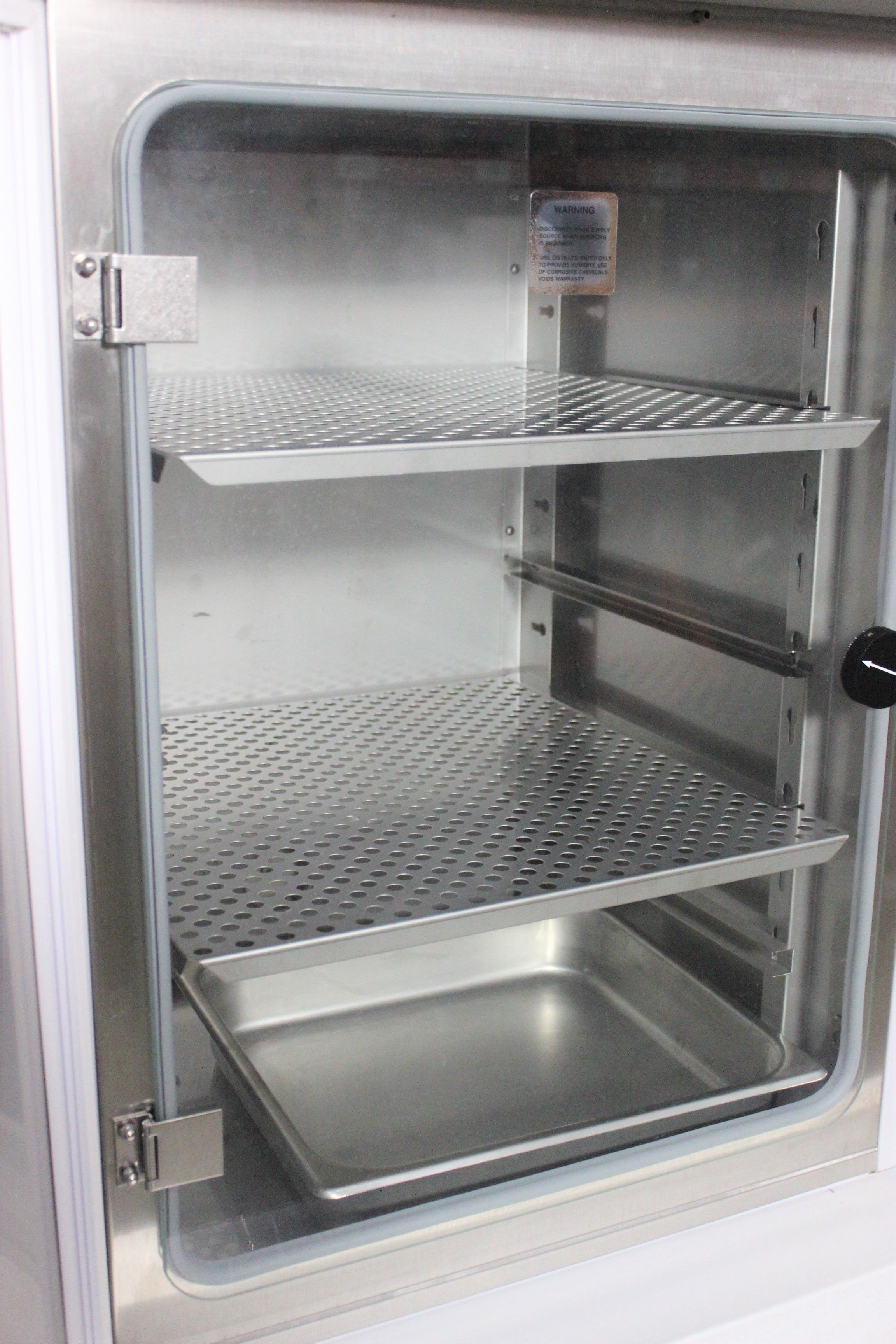 Hotpack CO2 Incubator 305741 for Cell Biology & Pharma: 5.4 cu ft, LED Display