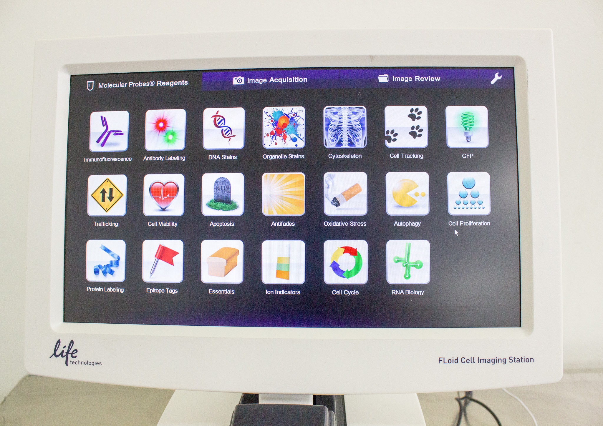Life Technologies FLoid Cell Imaging Station Fluorescence Imaging Solution