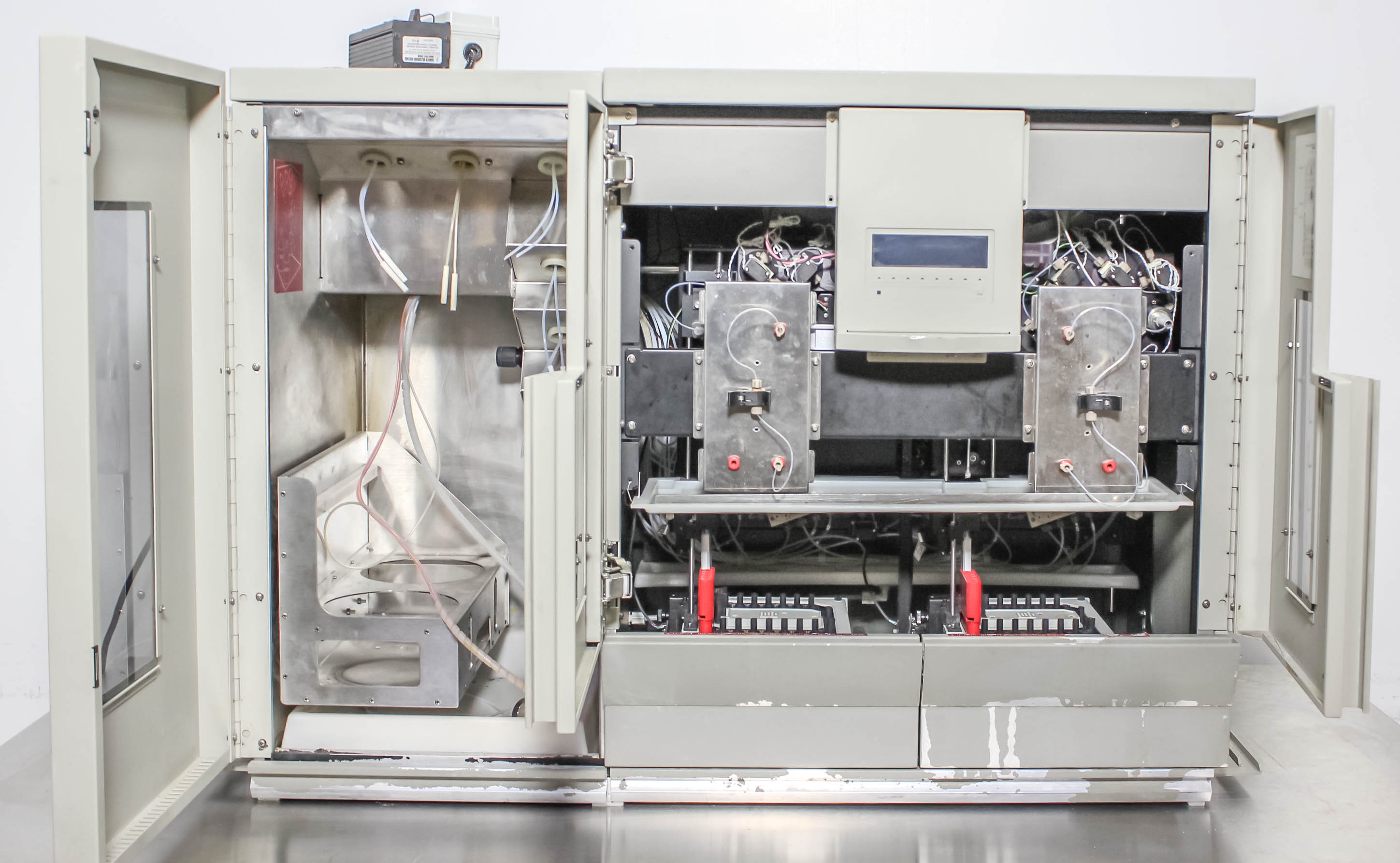 ABI Pioneer Peptide Synthesizer BioSystems Includes Computer Data Flow