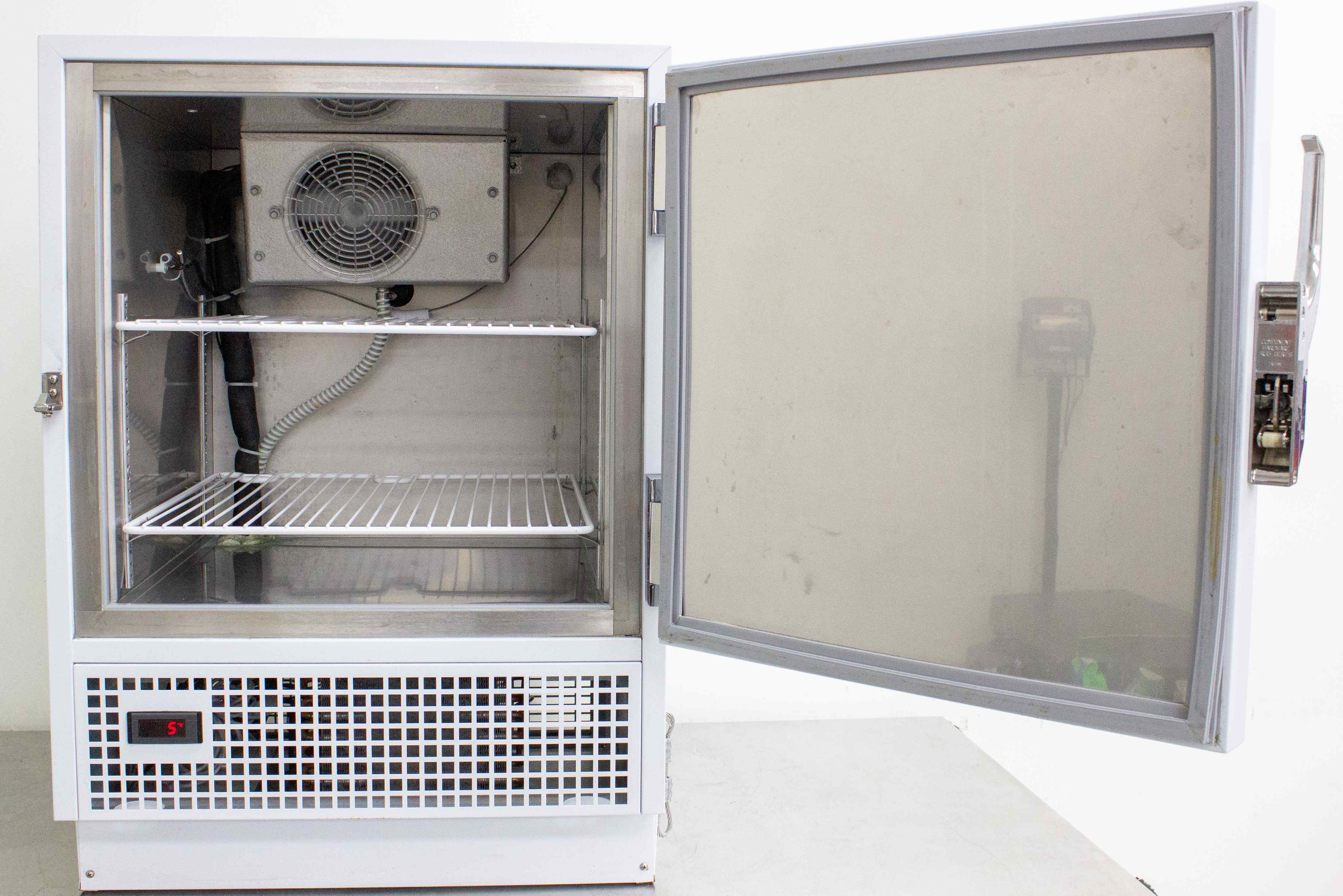 Thermo MR05PA-SEEE-TS Under-Counter Laboratory Refrigerator 5.4 cu ft