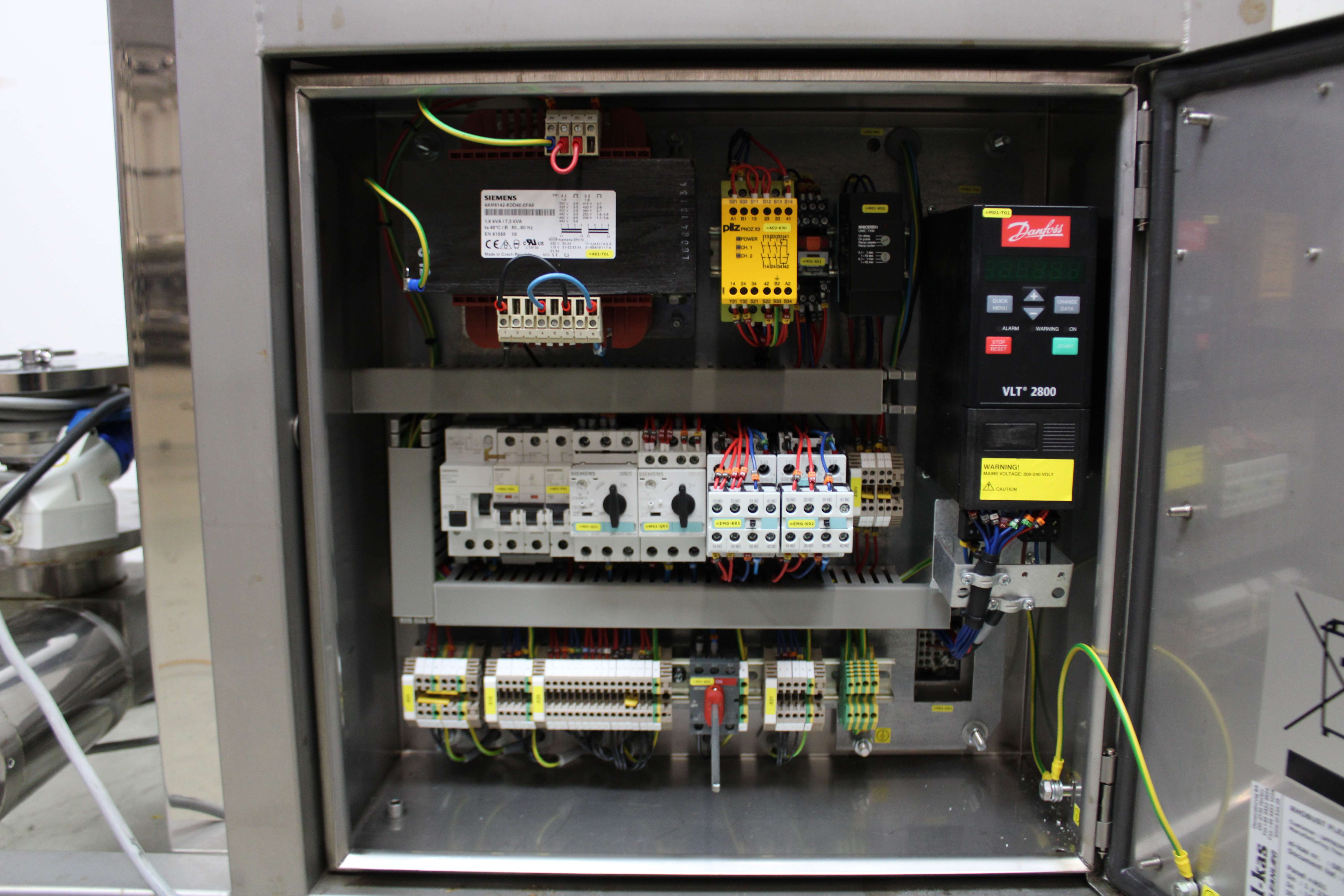 Thermo Rhobust Flex Chromatography System Used 240V Powers On 2008 U.Sales