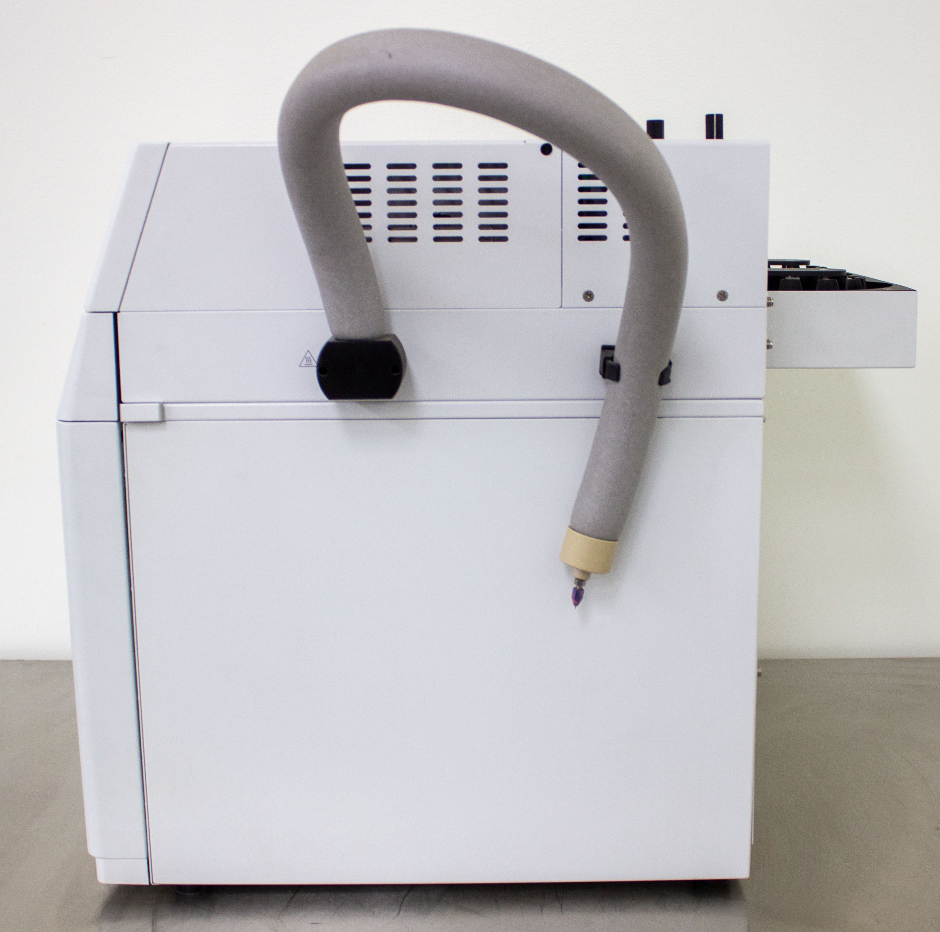 Agilent G1888A Headspace Sampler GC/MSD 40C-230C 70 Vial Capacity