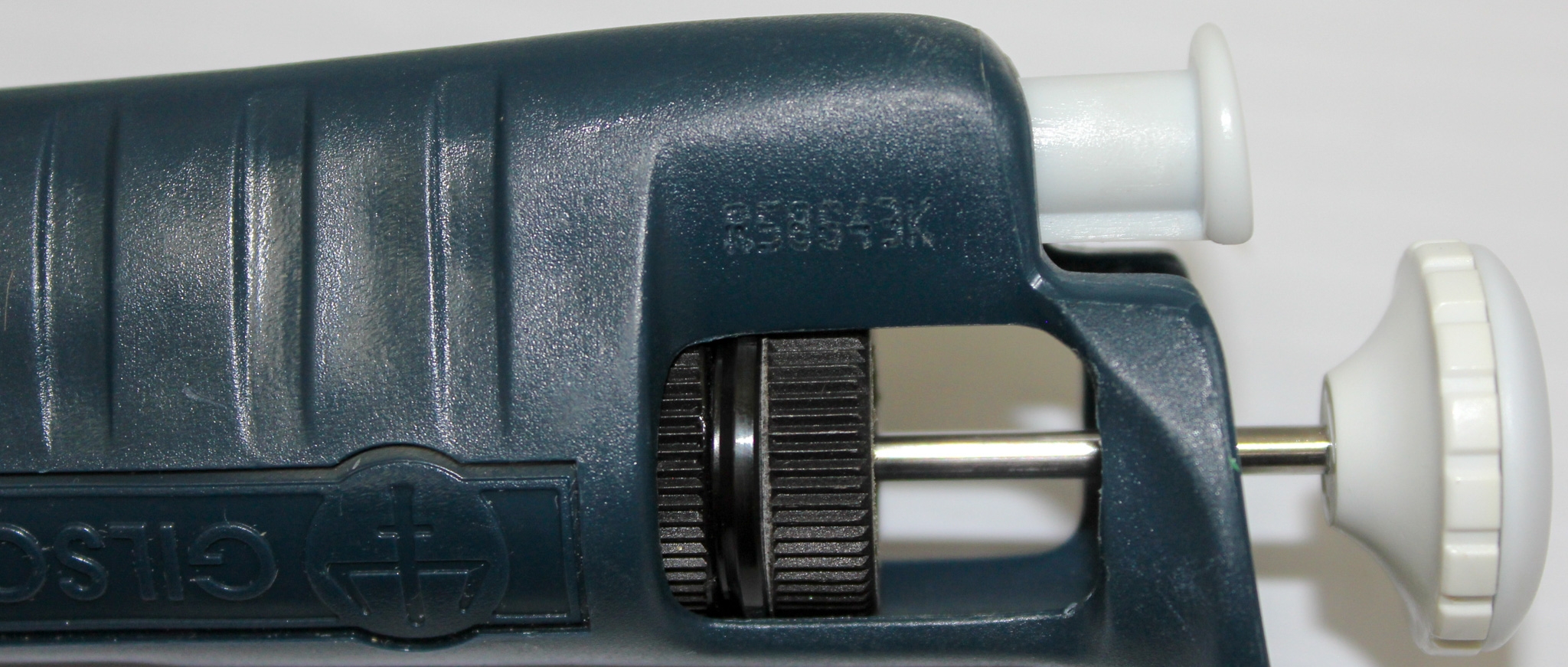 Gilson P20 Pipetman Neo Laboratory Single-Channel Pipette 2-20 µL Ergonomic