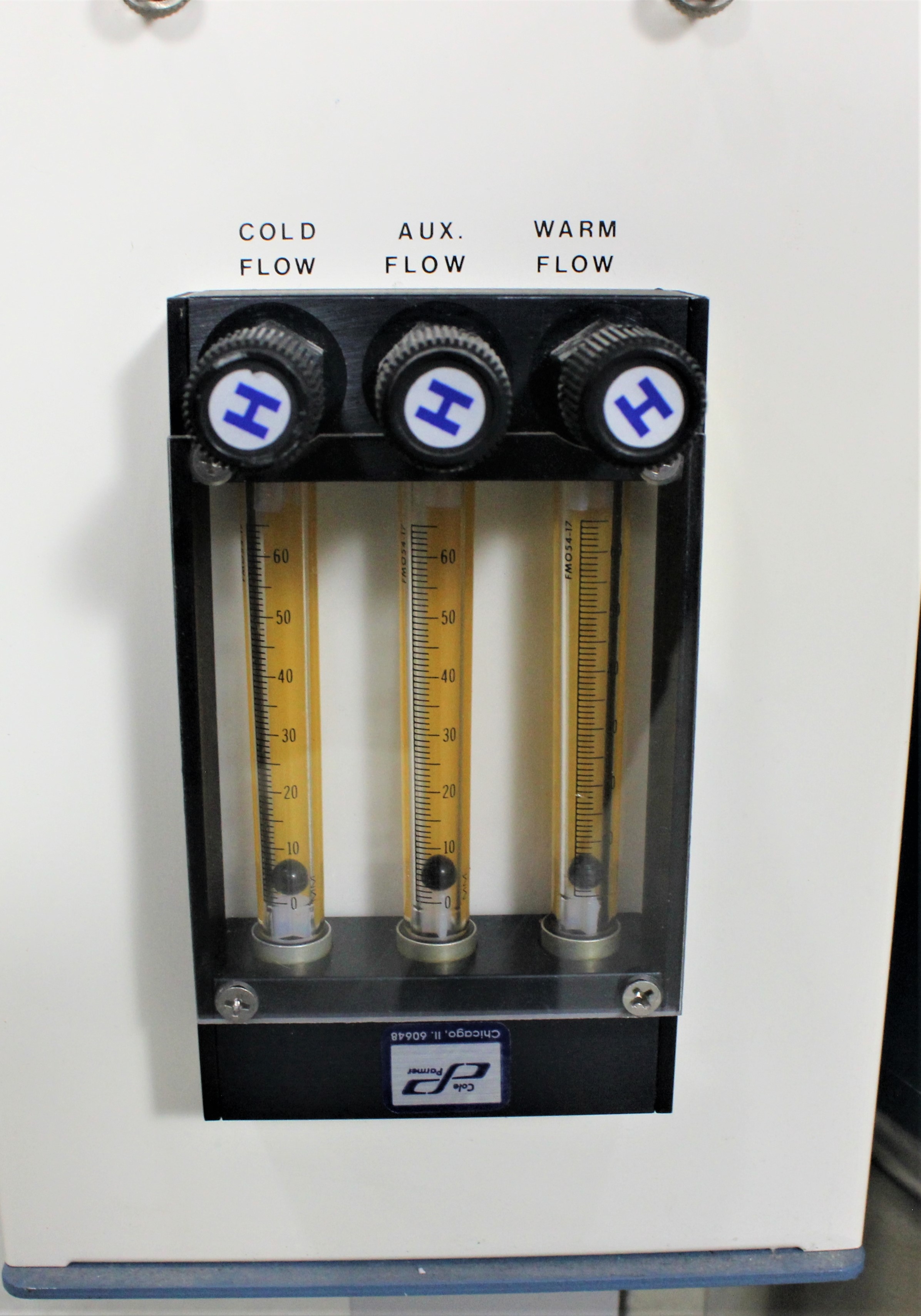 MSC Series 945 Temperature Controller, Auto/Manual Modes, 120V/220V, 50Hz/60Hz