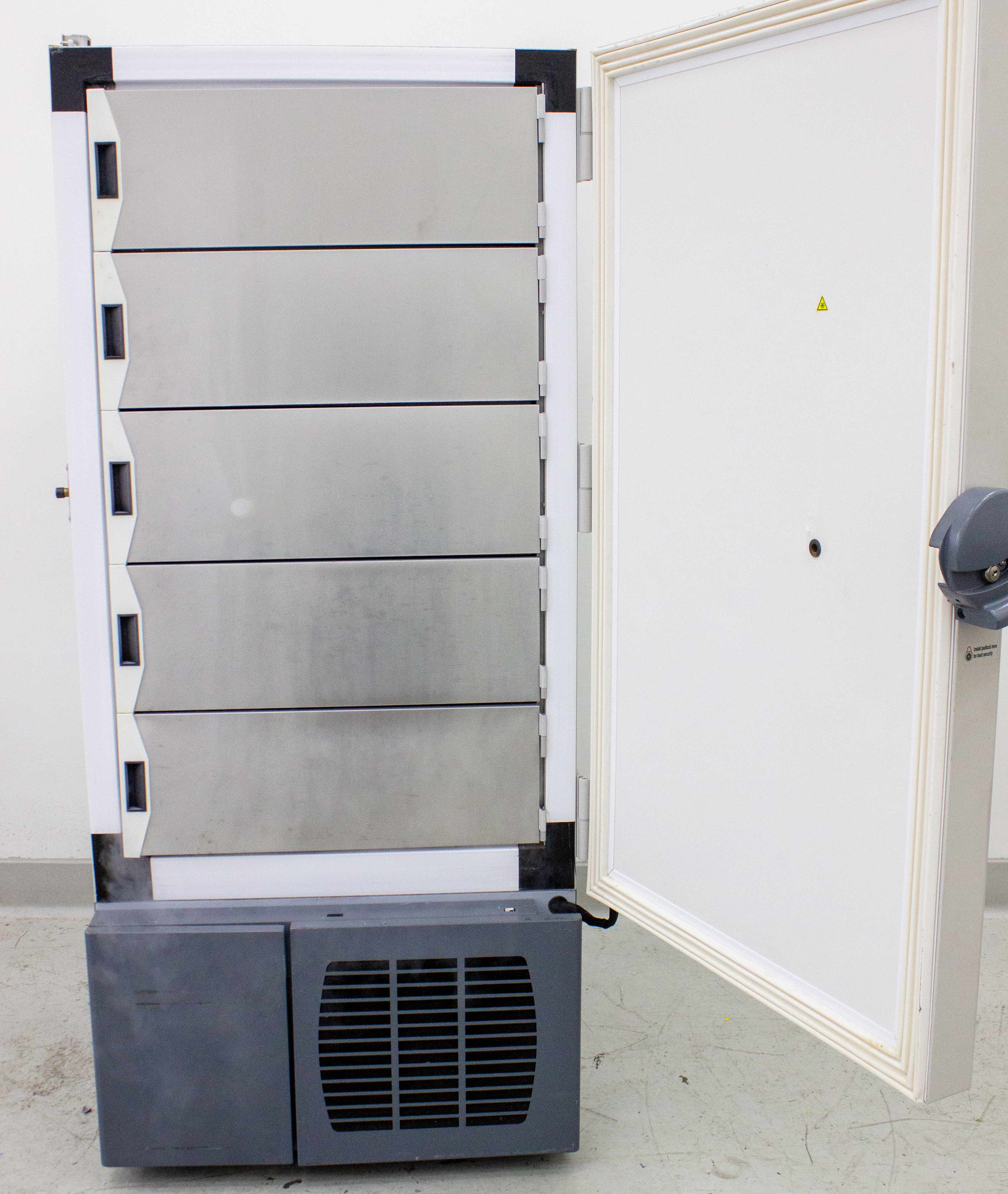 Thermo UXF50086D60 Revco Ultra Low Temp Freezer Capacity -86C 24.1 cu ft