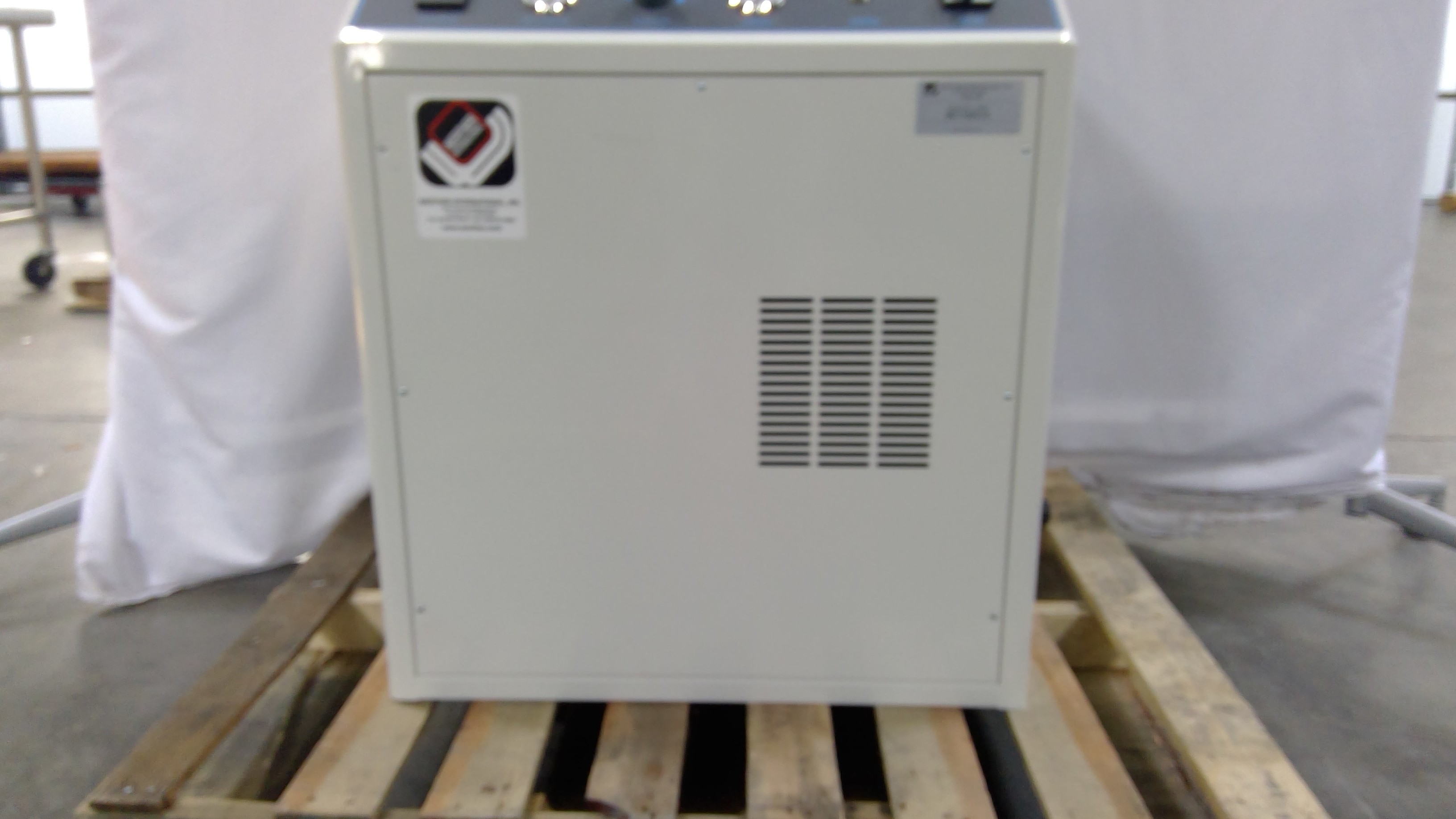 Werther International 2/50/379 Quiet Oil-less Air Compressor with Dryer -40F
