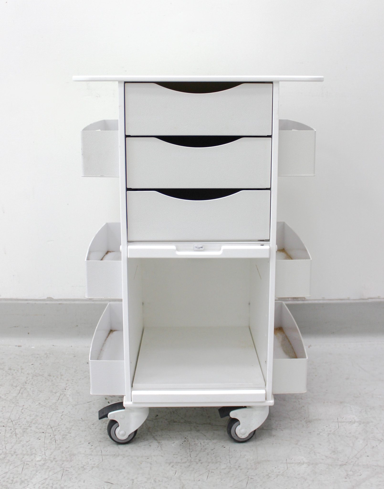 Fisher 50467332 MRI Core DX Lab Cart with 3 Drawers & Shelves for Supply Storage