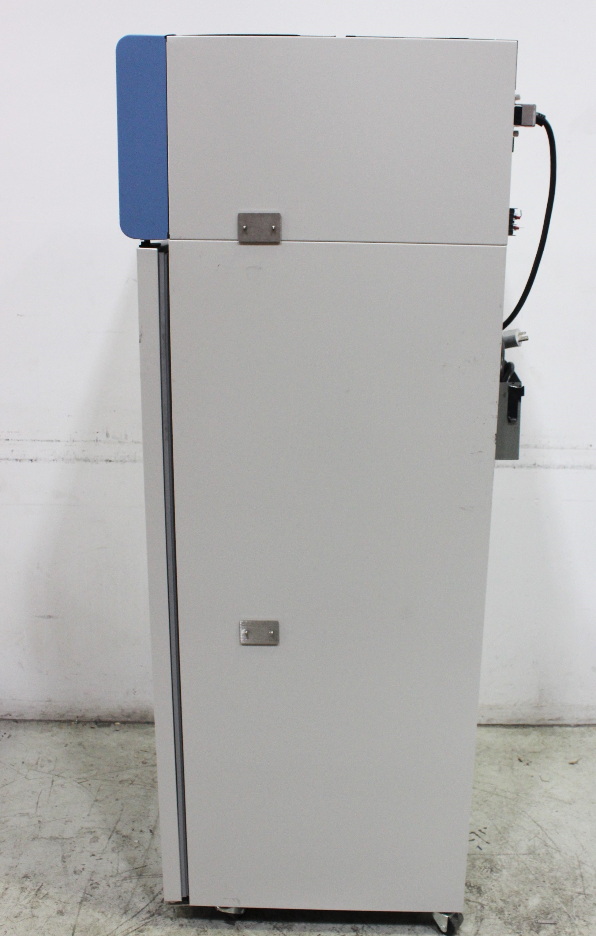 Thermo Scientific FRGL1204A High-Performance Laboratory Refrigerator 11.5 cu. ft.