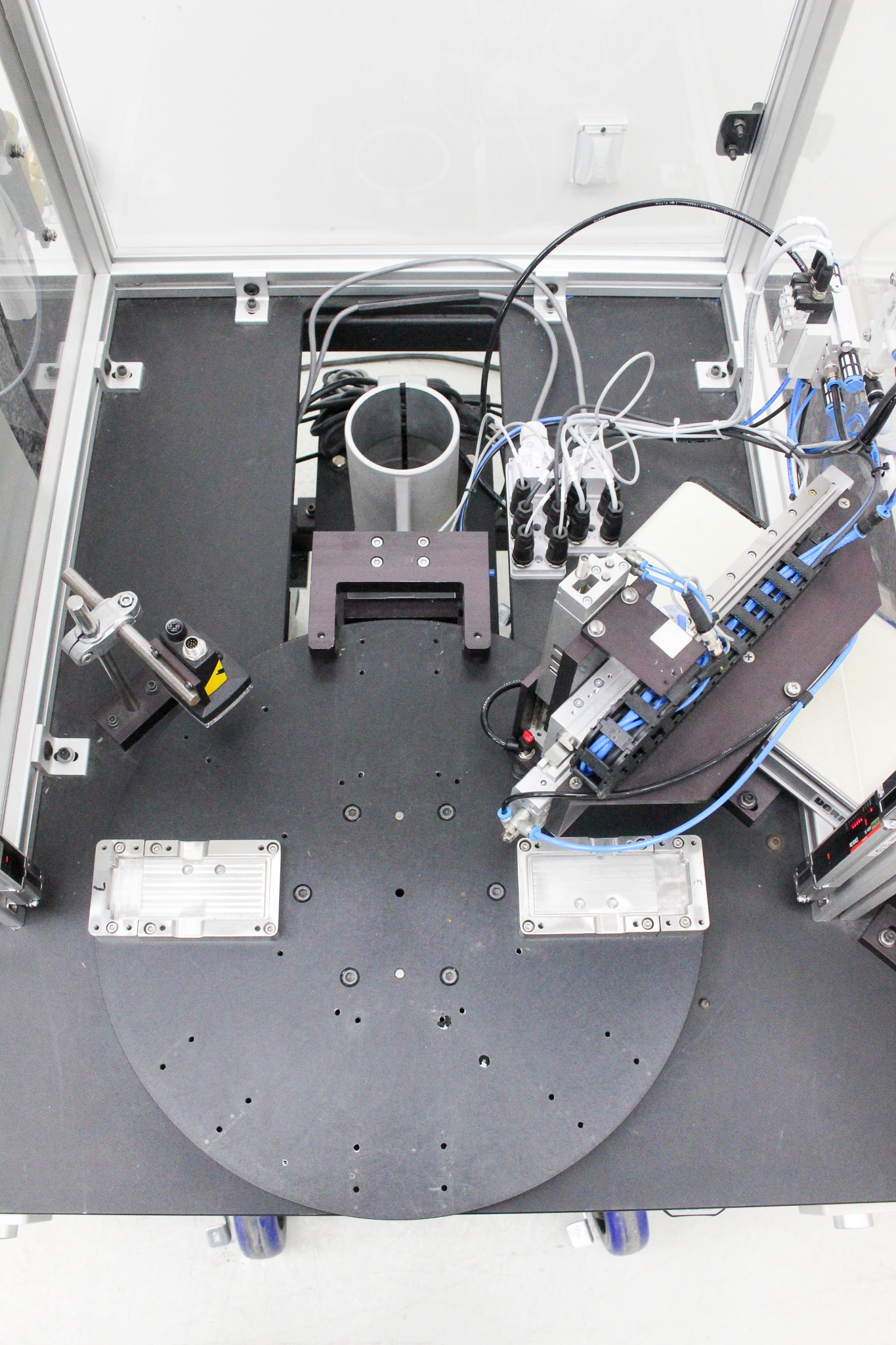 Branson 109-801-1466 Ultrasonic Welder Custom Housing with Conveyor Belt