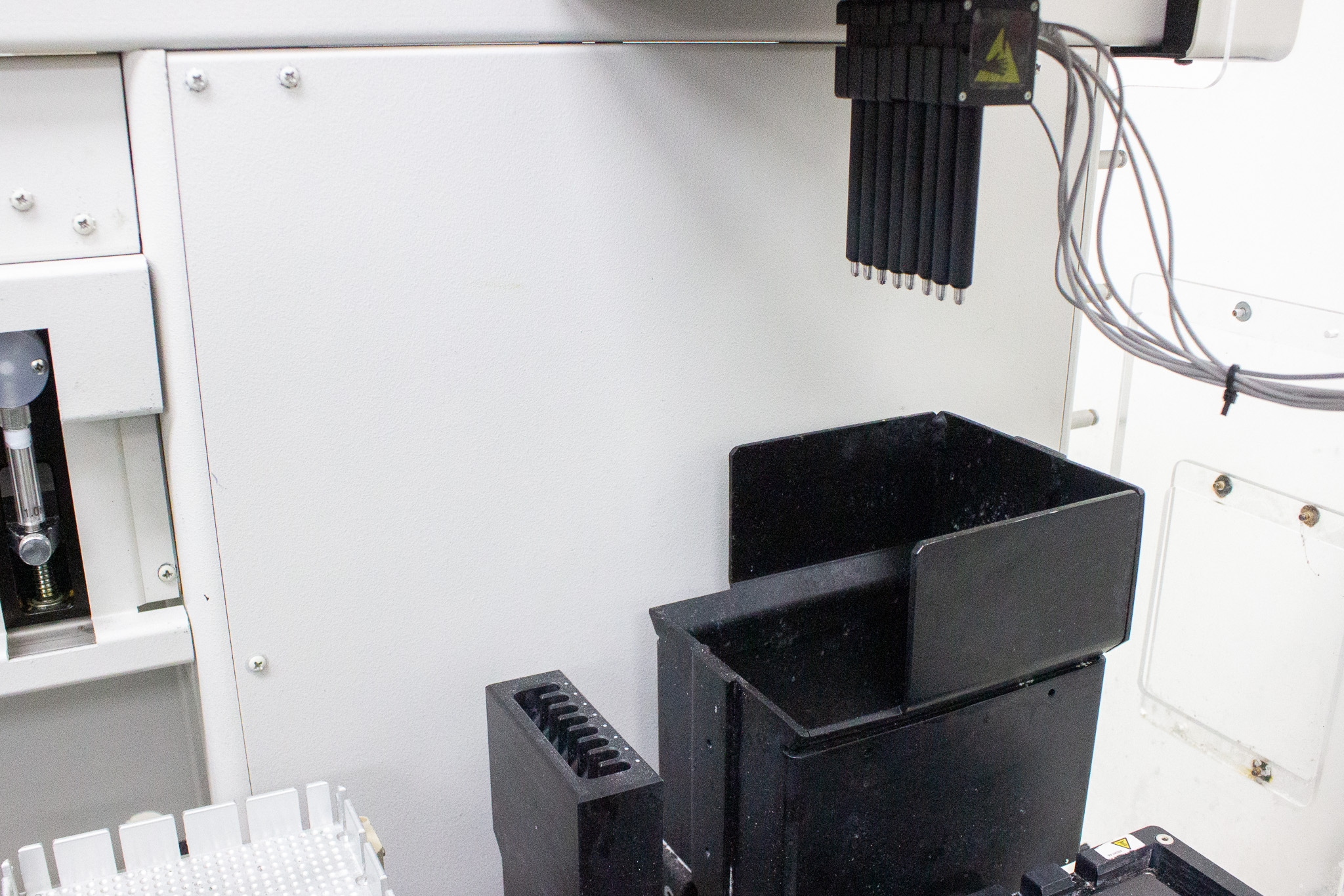 Beckman Biomek FXP Liquid Handler Dual Arm Automated System Includes PC/Software