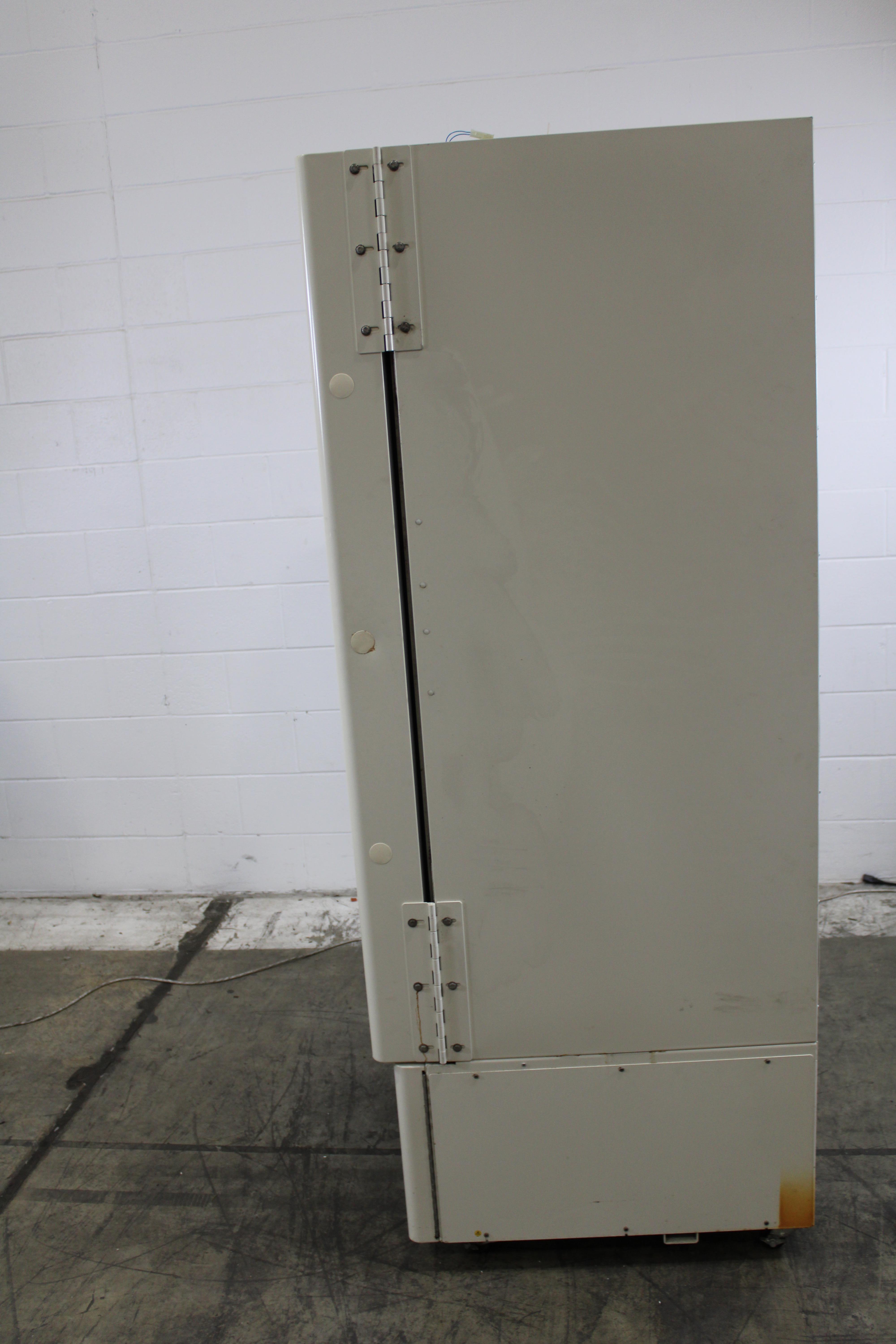 Thermo Electron VWR 5703 Ultra Low Freezer -86C to -50C Cold Storage