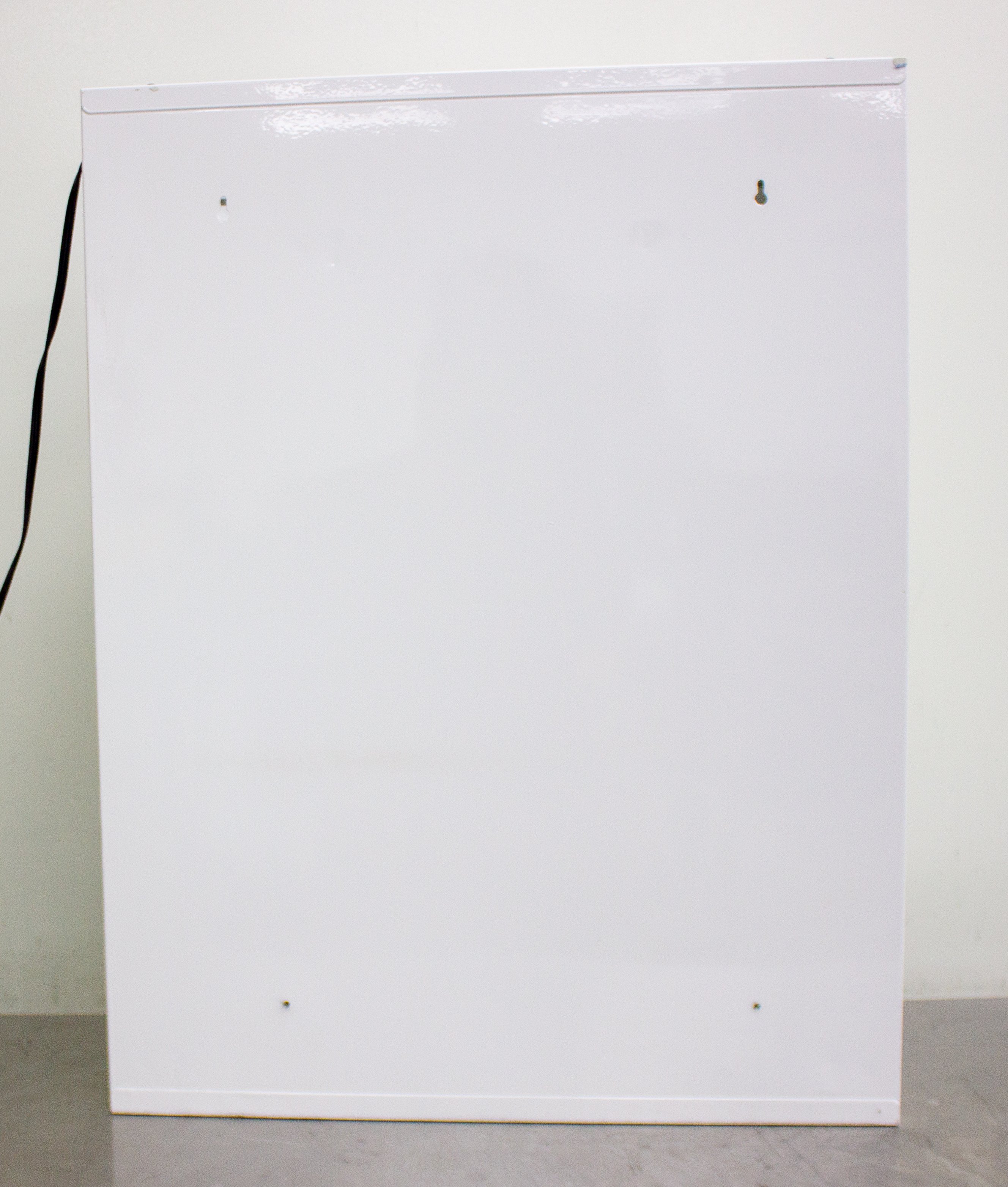 Sellstrom Monitor Ultimate Eyewear Germicidal Cabinet Used Power On Functional