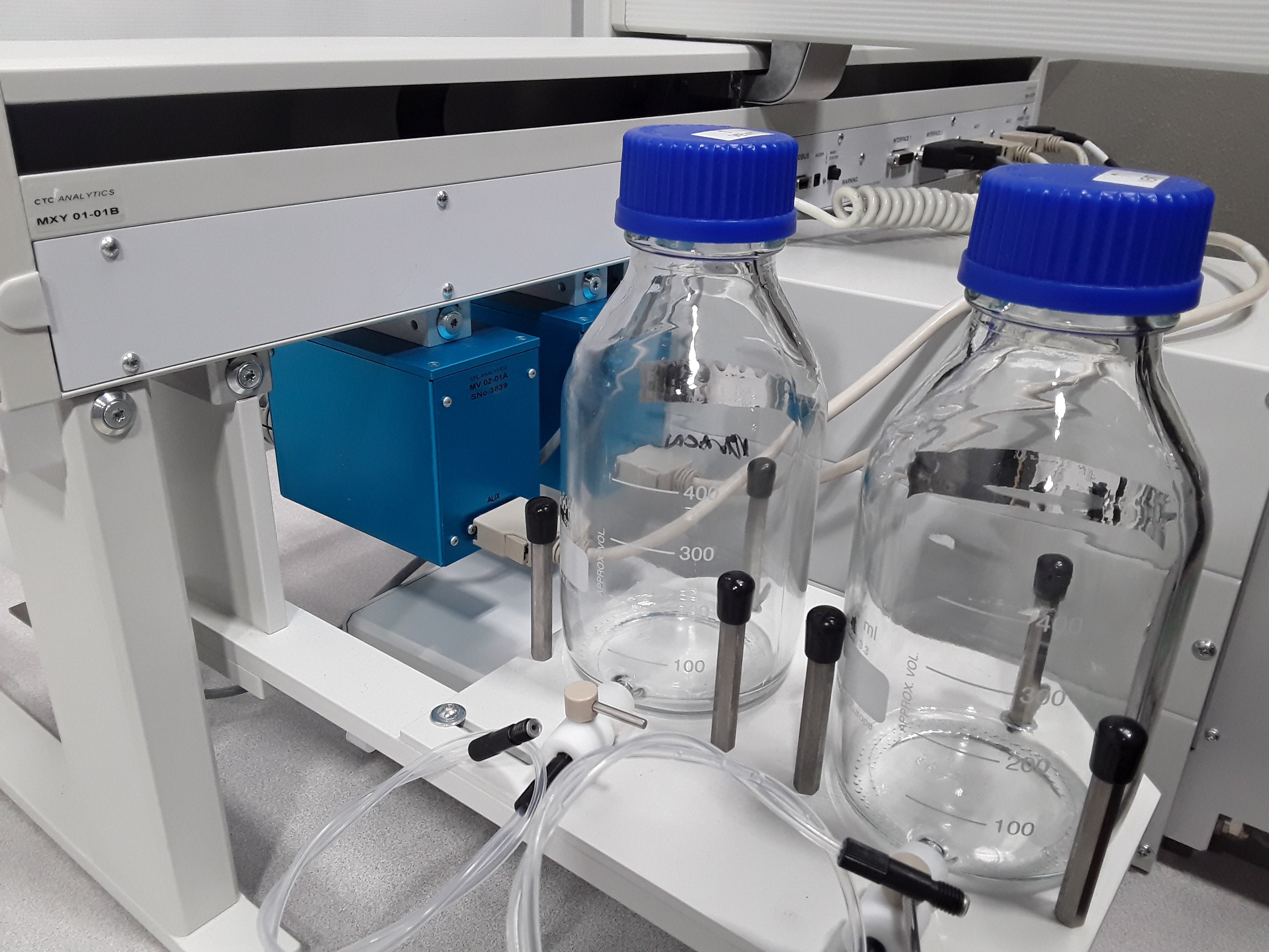 Thermo CTC MXY01-01 HPLC Autosampler 120V 220V Connects Chromatographs