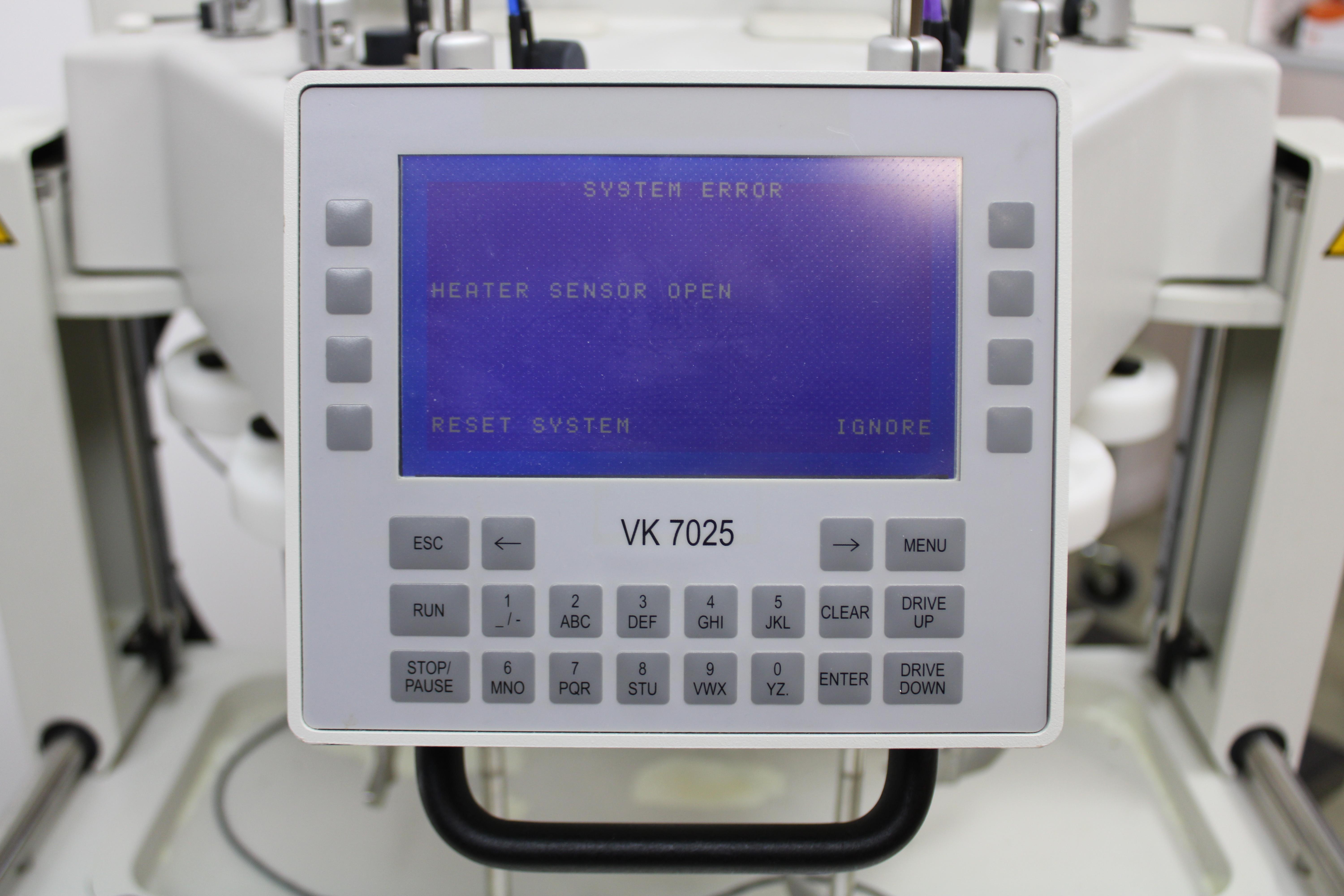 Varian VK7025 Dissolution System with AutoSpindle 250 RPM 230V