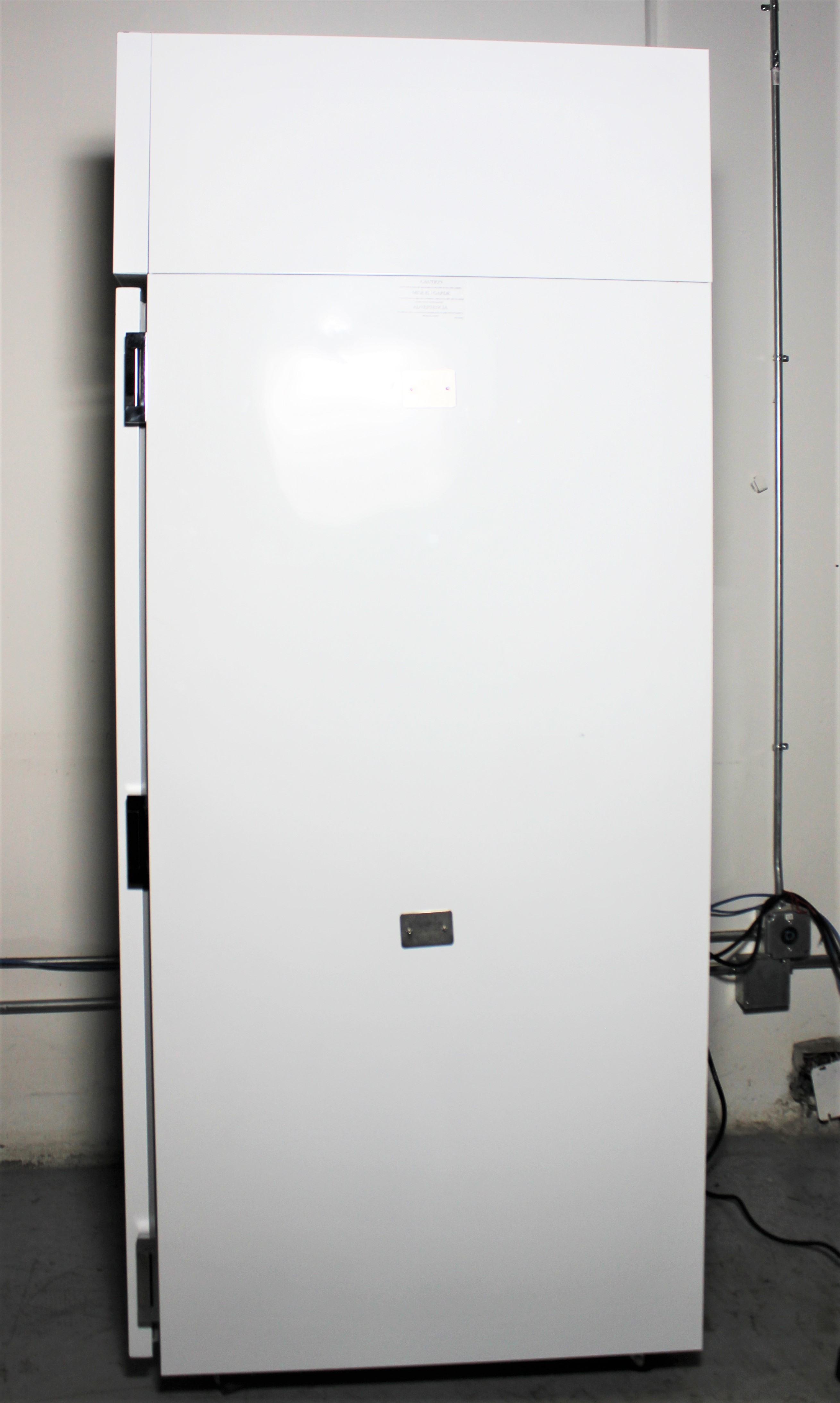 NORLAKE NSFR241WMW/0M Refrigerator Cold Storage 24 cu ft Capacity 35.6-50F