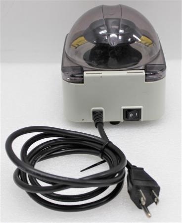 VWR C1213 Microcentrifuge Benchtop Compact Design 6000 RPM Capacity - USA