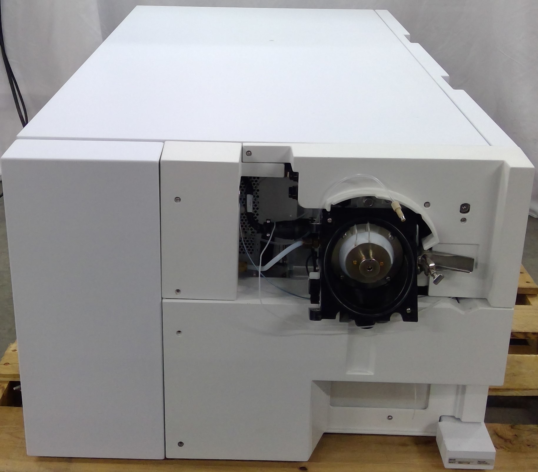 Agilent 6410 Mass Spectrometer LC MS System Includes Computer 6410 Model