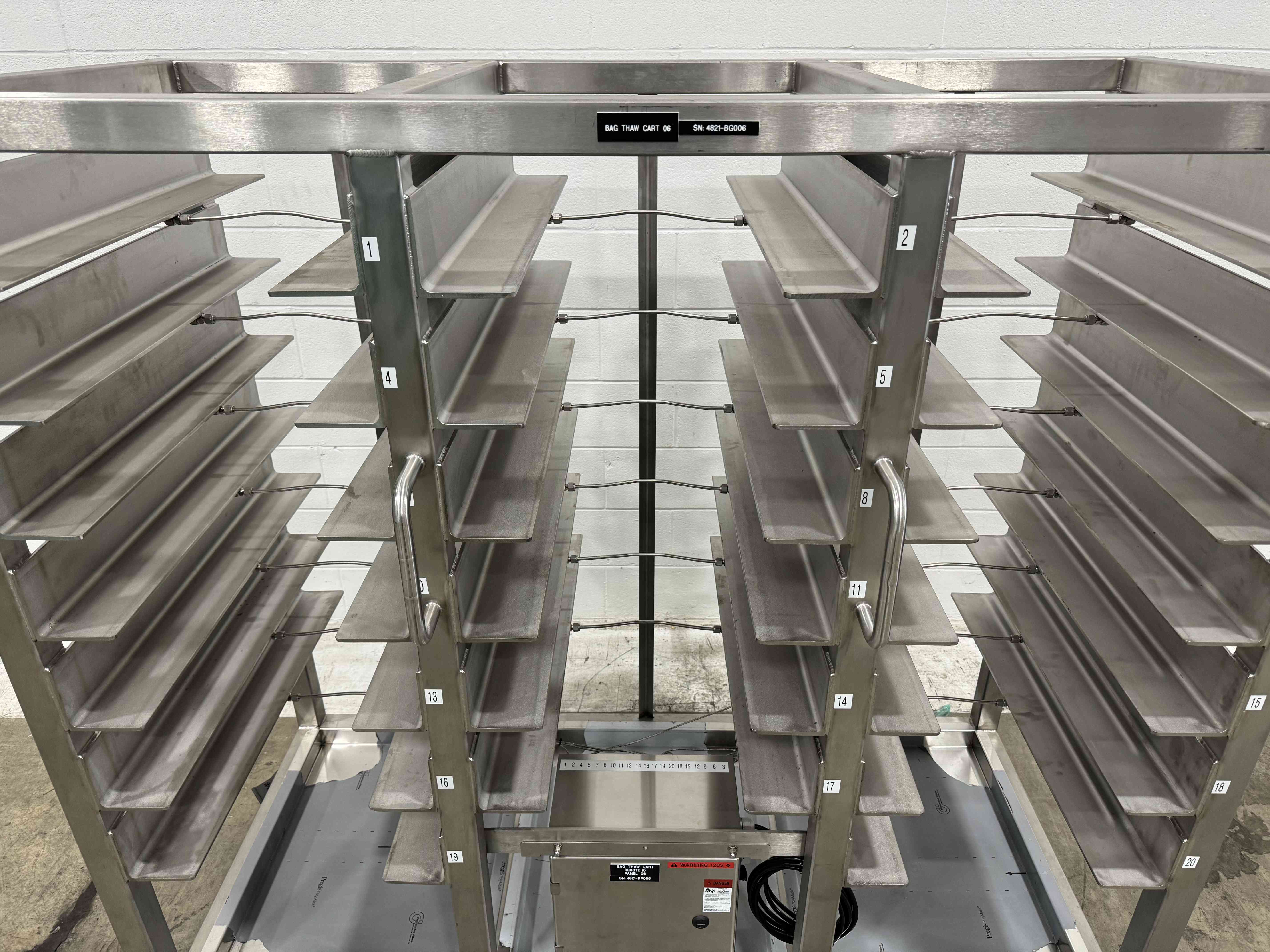 Bag Thaw Cart 07 Facility Cart Transport System 120V Operation Functional