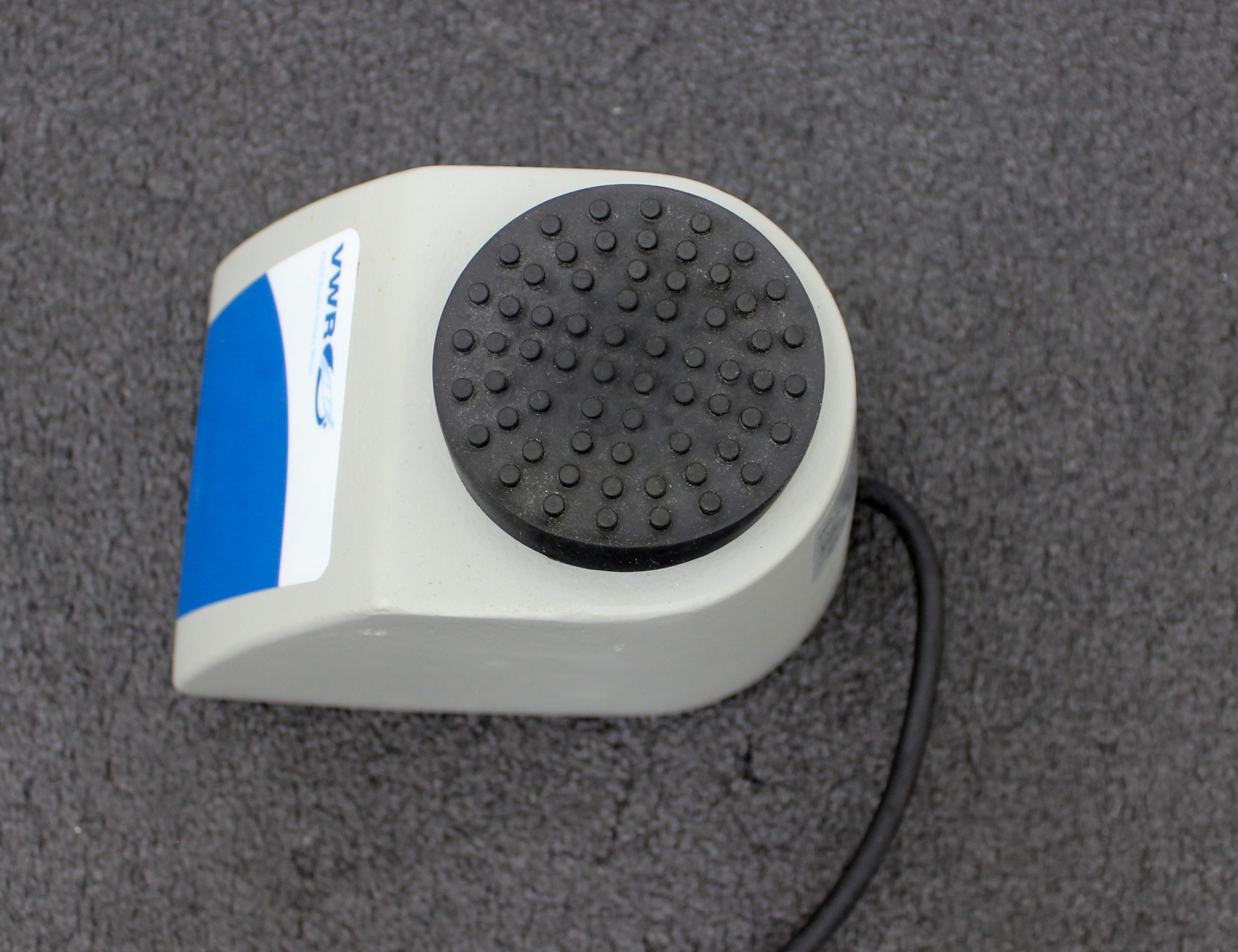 VWR Fixed Speed Touch Mini Vortex Mixer 3200RPM 120V Touch Activation