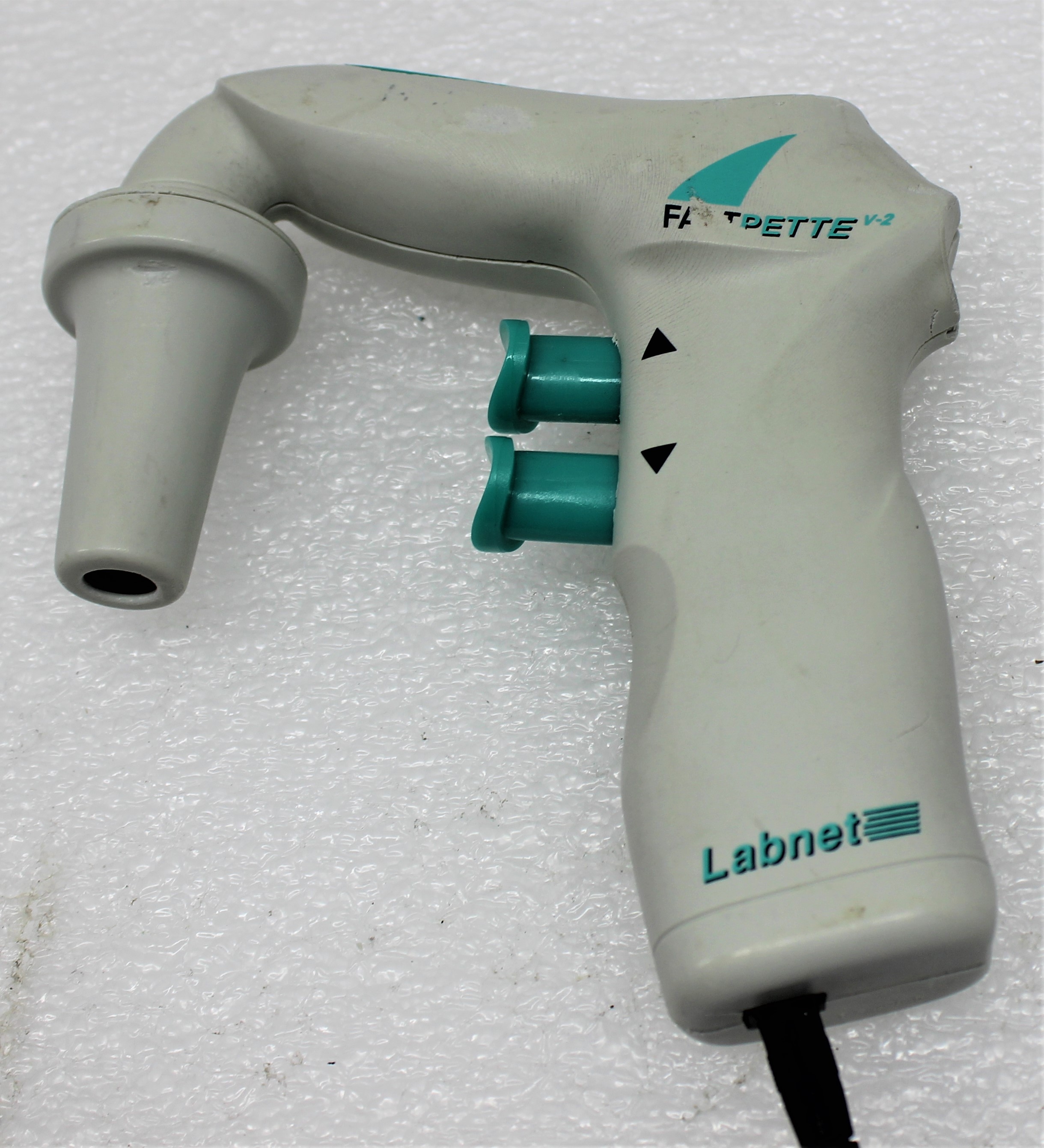 Labnet FastPette V2 Pipet Aid 1-100ml High Speed Ergonomic Used Very Good