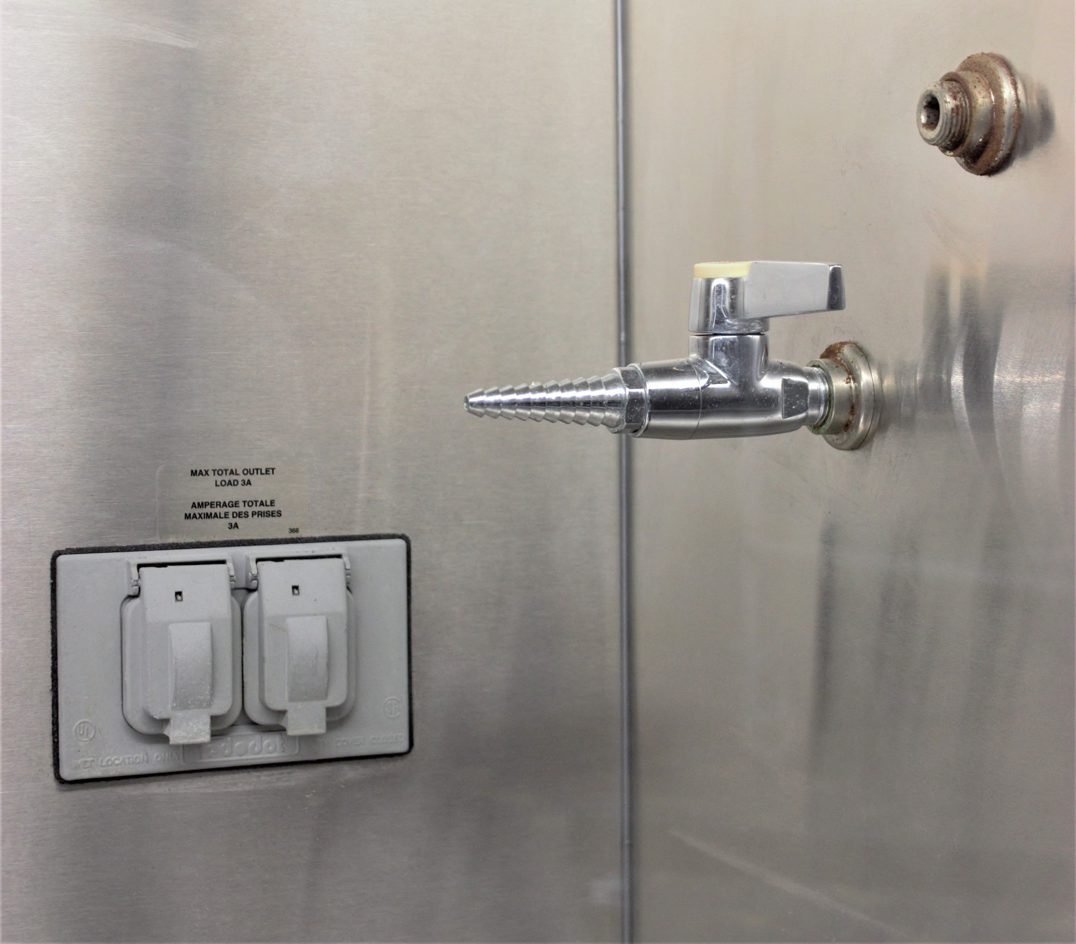 NuAire NU 425 Class II A2 Biosafety Cabinet Ergonomic Flow Control