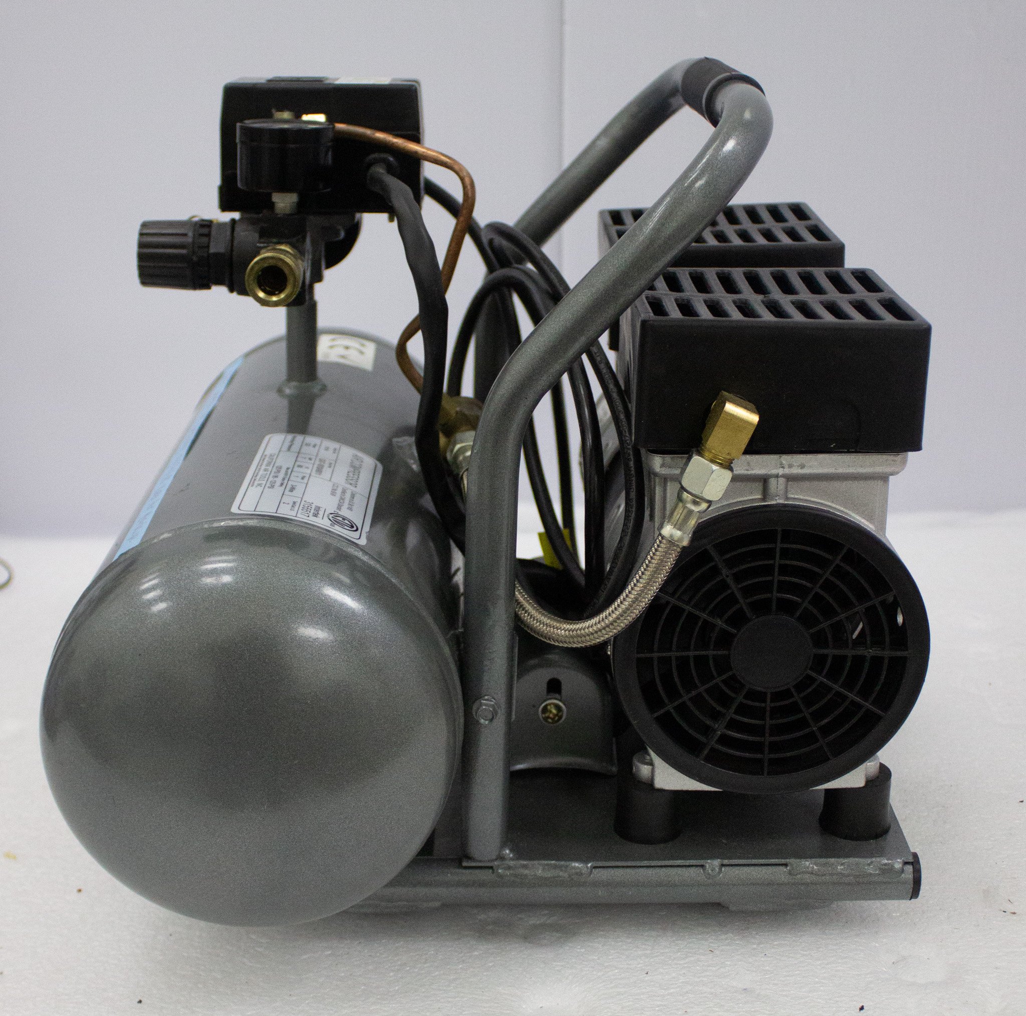 California Air Tools 1610A Air Compressor Ultra Quiet Oil-Free 1HP 1.6Gal