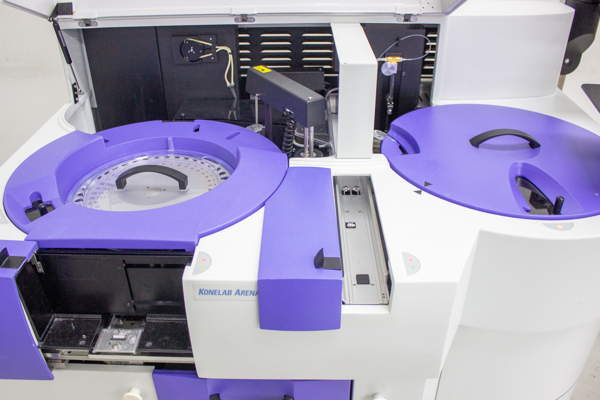 Thermo Konelab Arena 30 Photometric Analyzer, Food and Industrial Testing