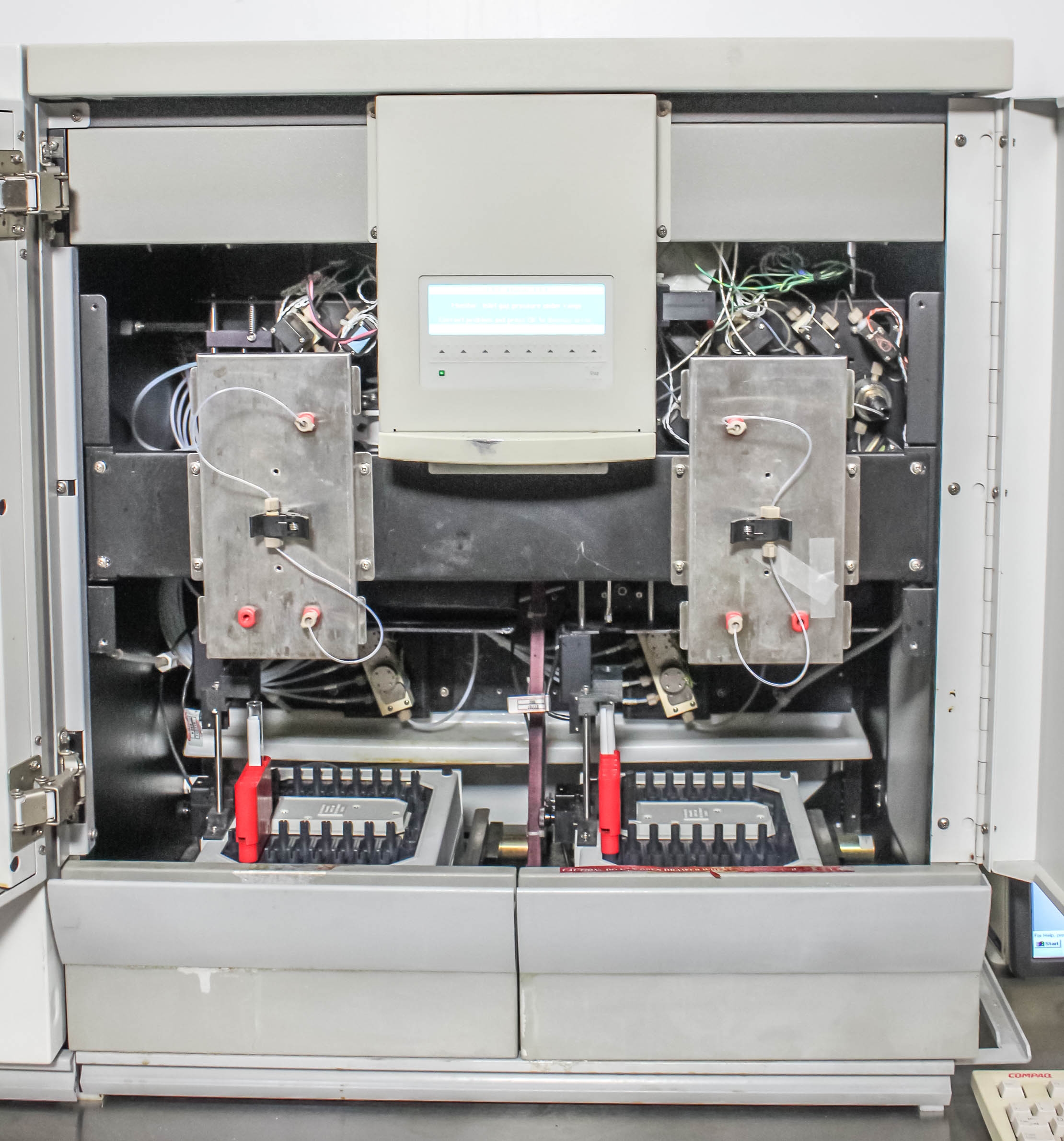 Biosystems Pioneer Peptide Synthesizer 120V/220V Includes Computer