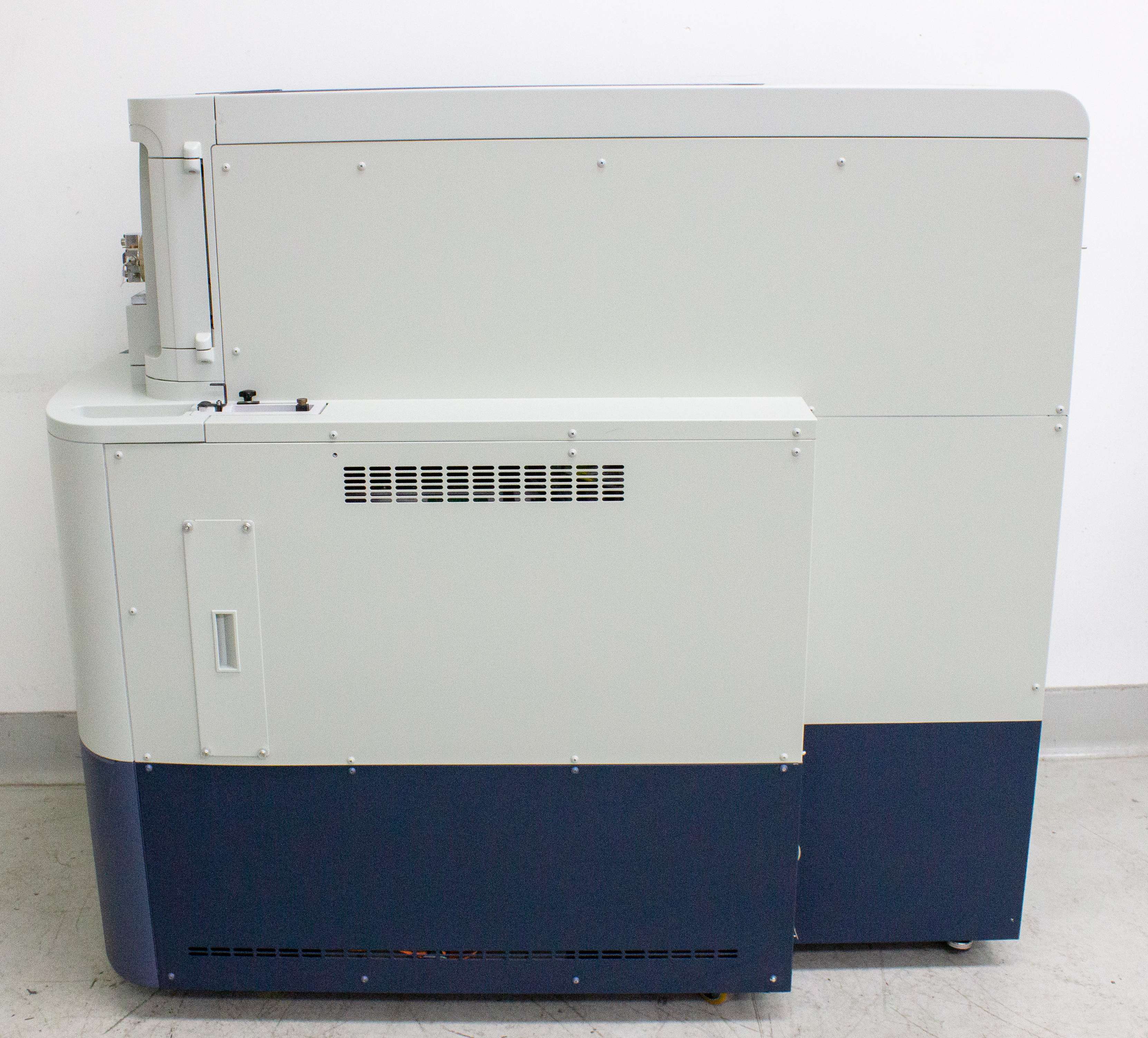 Waters Synapt Mass Spec LC/MS High Def Ion Mobility Used 220V 50/60Hz MS