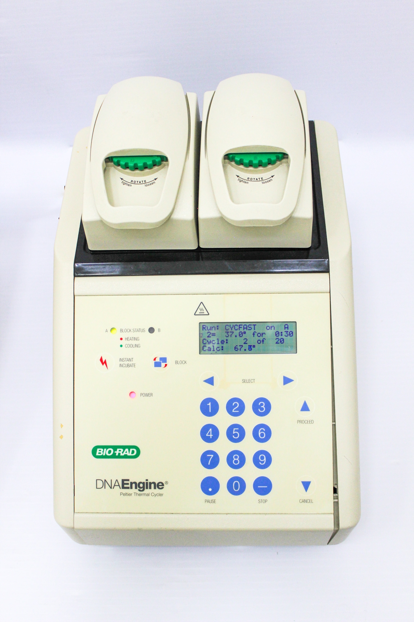 Bio Rad ALD1244 DNA Engine Thermocycler Dual 48 Well With Peltier Effect 105C