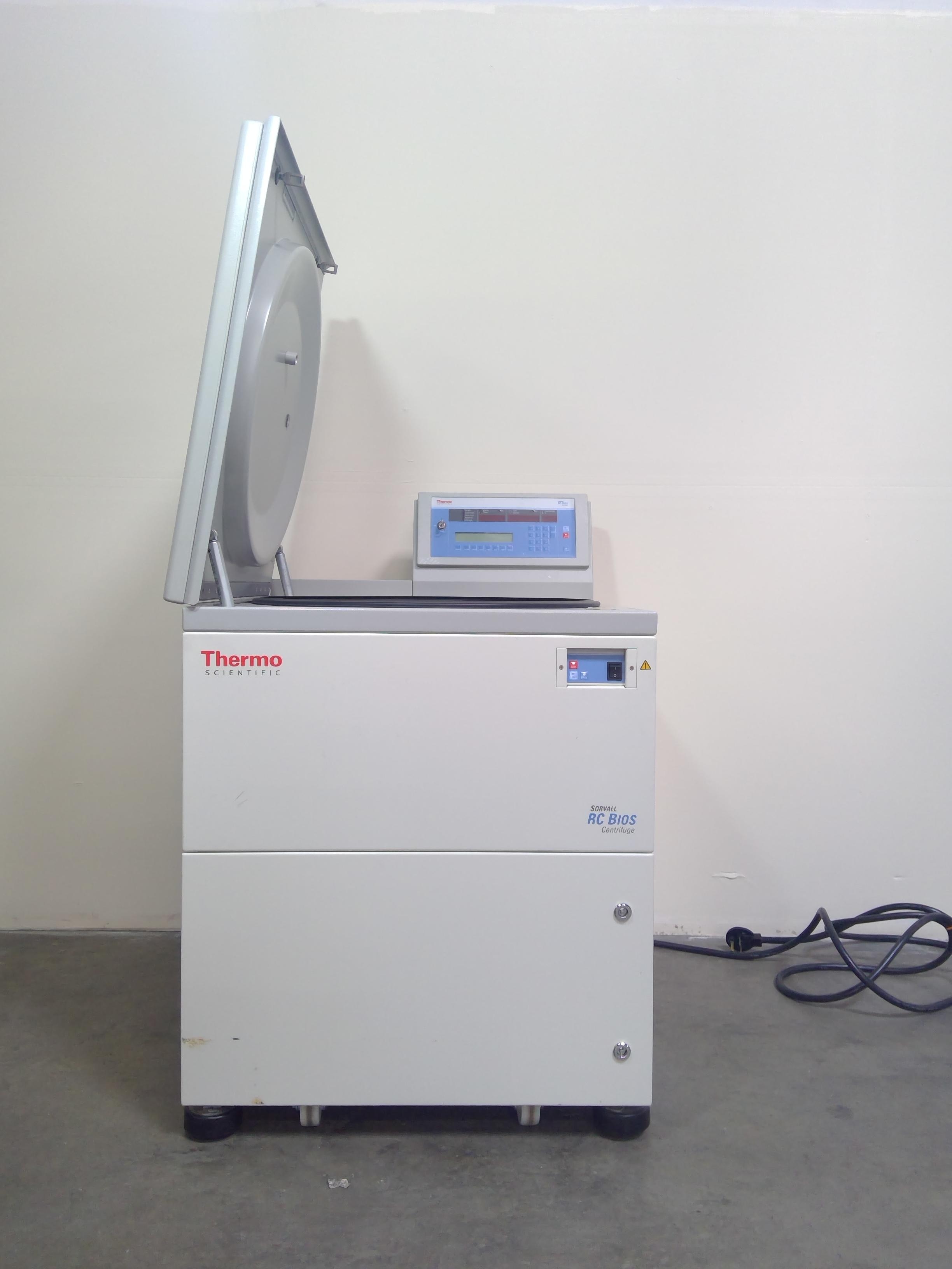 Thermo Scientific RC BIOS Floor Model Centrifuge -10C to +40C 10x1000ml 5500RPM