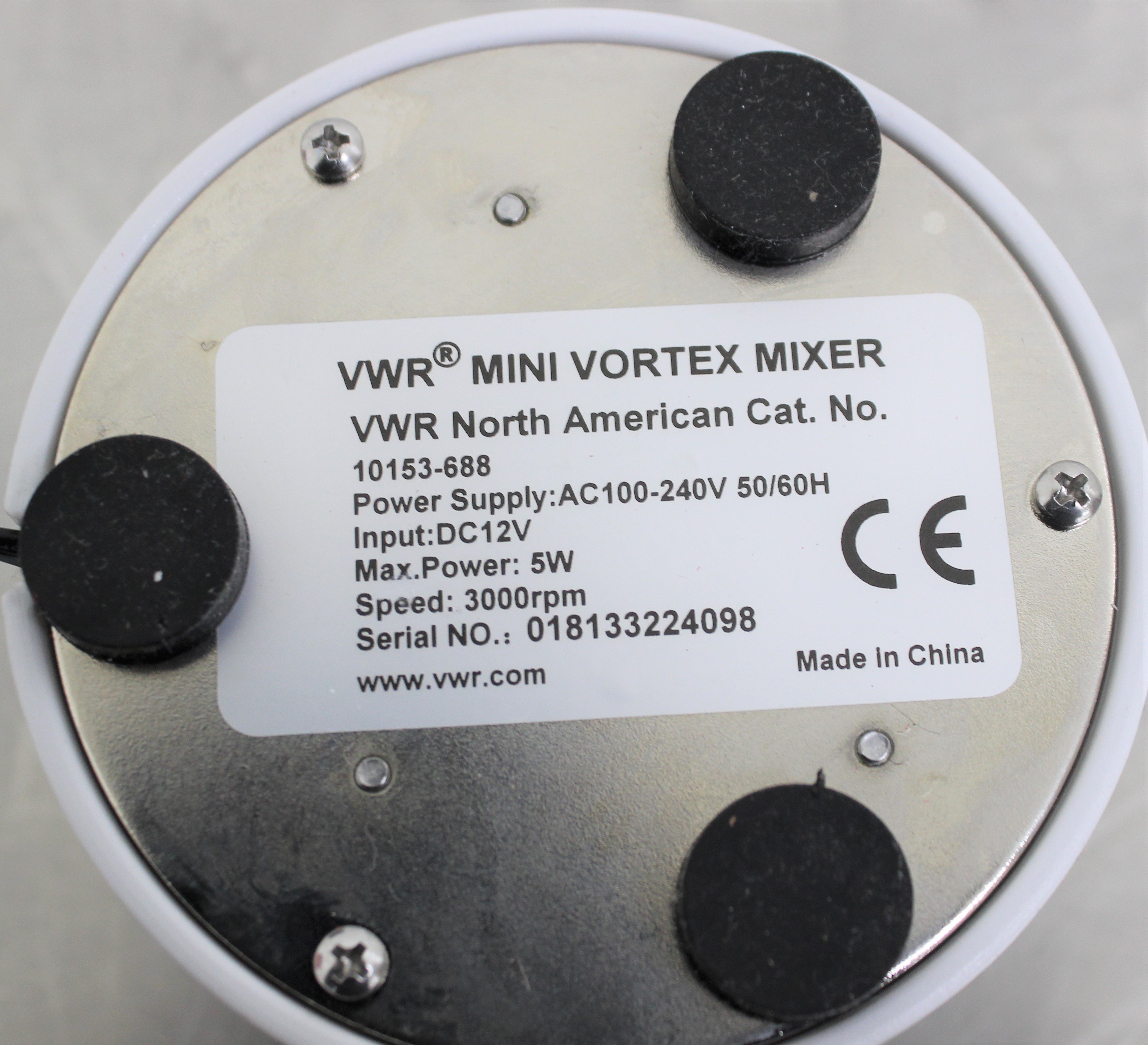VWR Mini Vortex Mixer 10153-688 - Vortexer / Rotator / Shaker