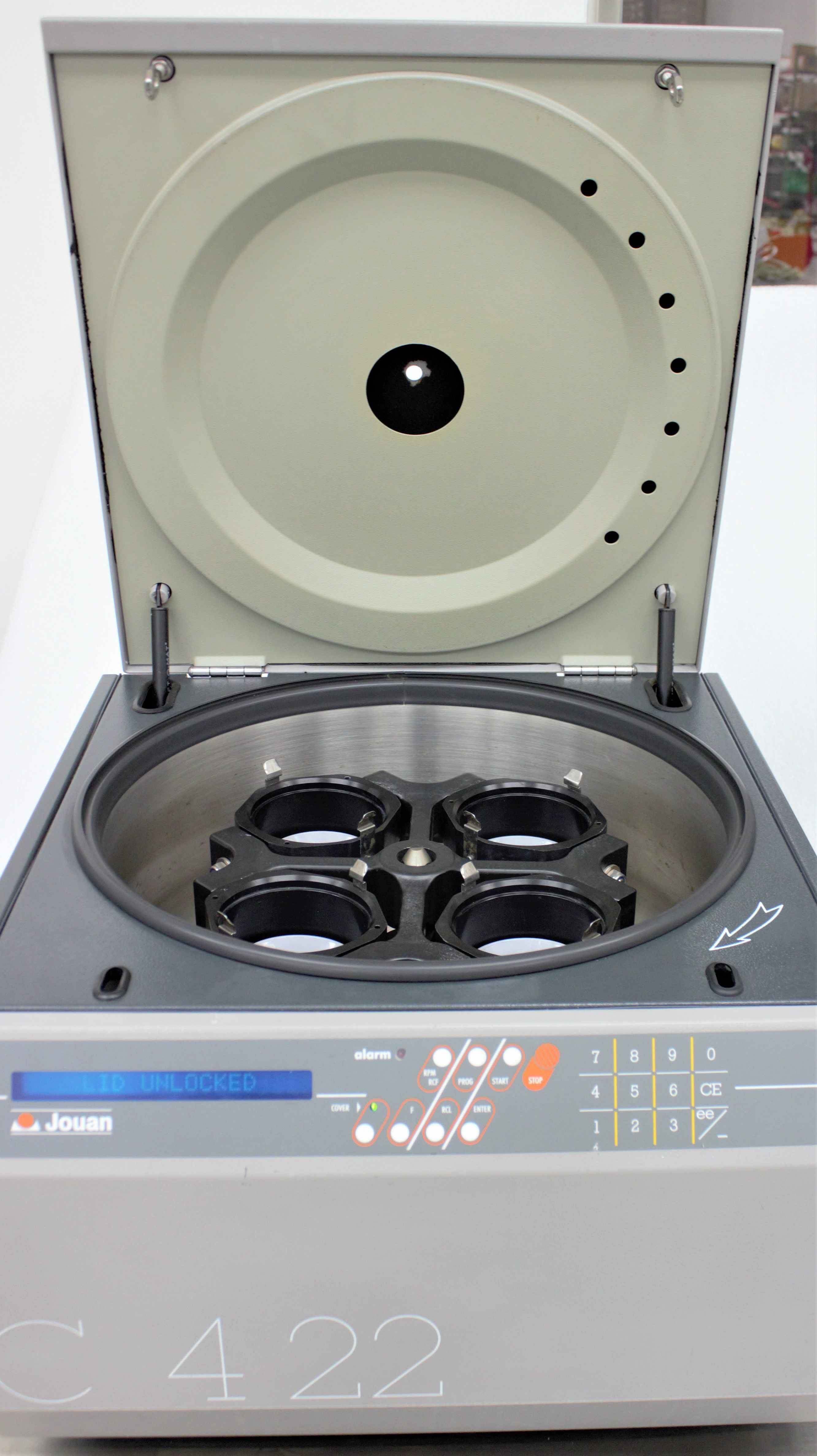 Jouan C4-22 Benchtop Centrifuge 7500RPM 4x750ml Temp Control Precision Use