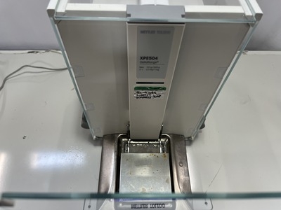 Mettler Toledo XPE504 Analytical Balance 220g Capacity Internal Calibration