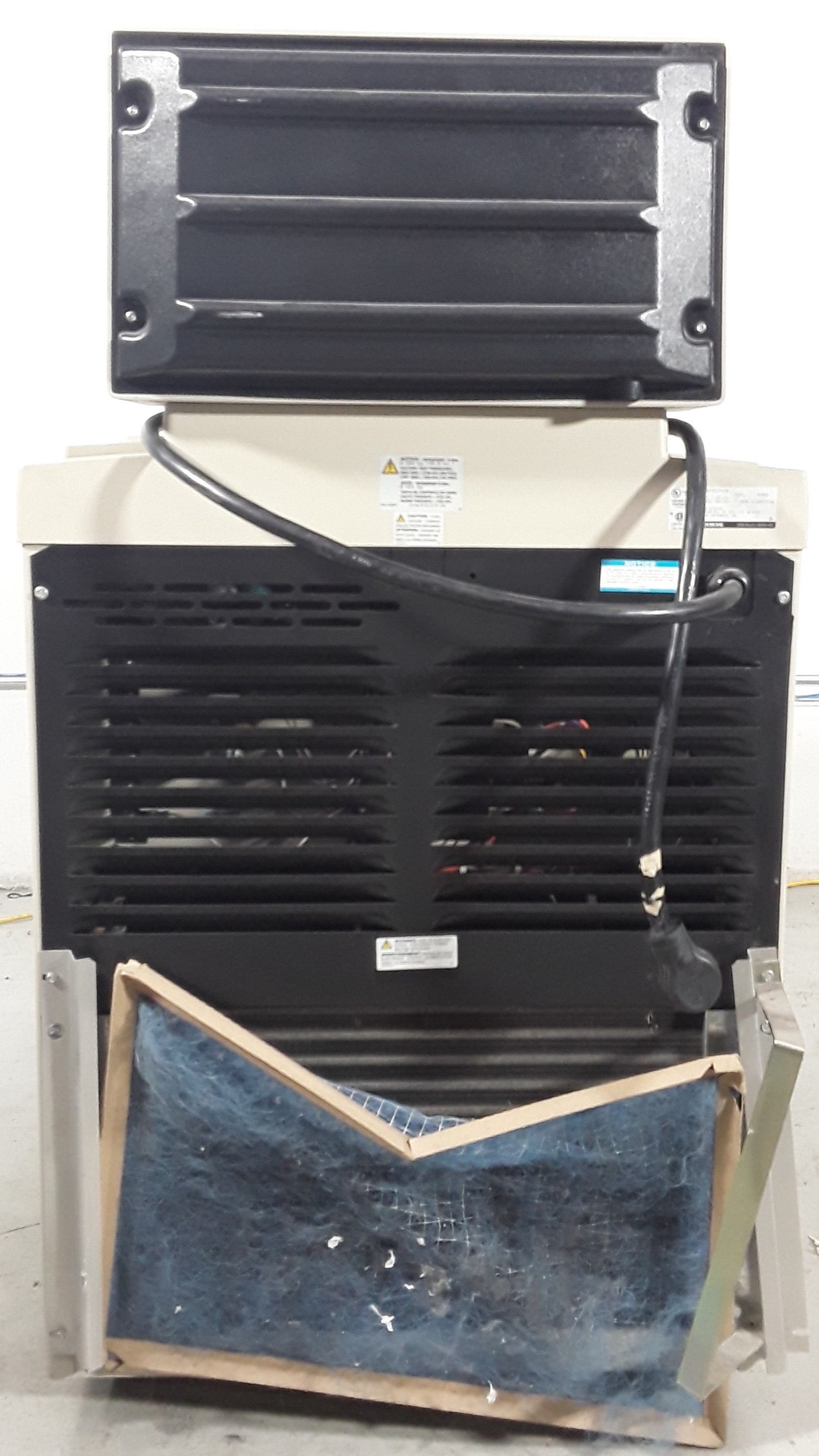 Beckman J2-HS High-Speed Refrigerated Floor Centrifuge 24000 RPM Temp 0-40C