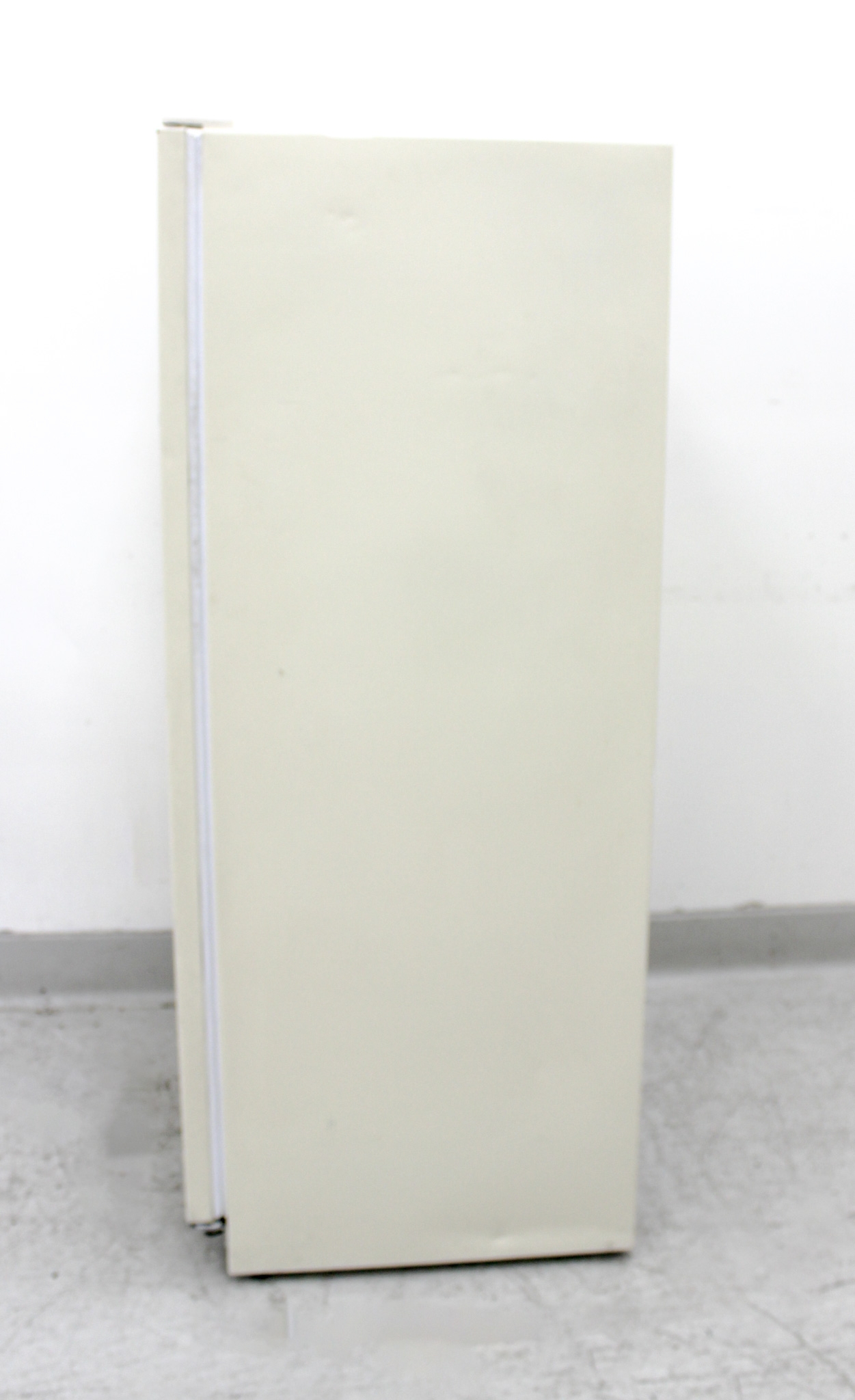 Kenmore 253.9237383 Upright Freezer 17.4 cu ft -20C Storage Tested Used