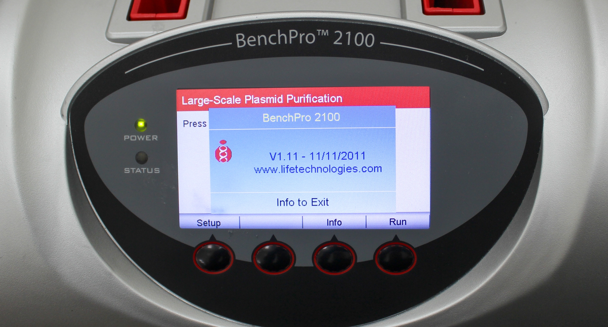 Invitrogen BenchPro 2100 DNA Purification System 2 Preps 100-125mL Capacity